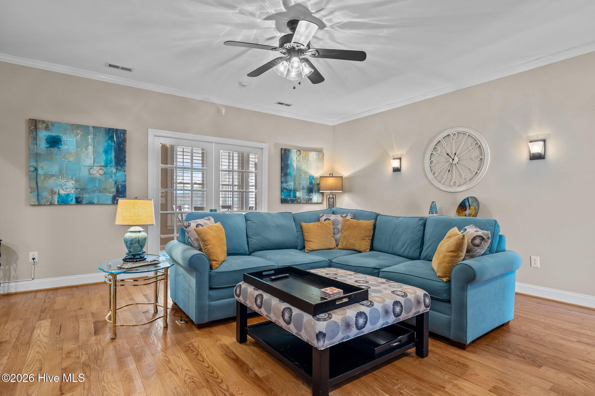 100555353 | Photo 14