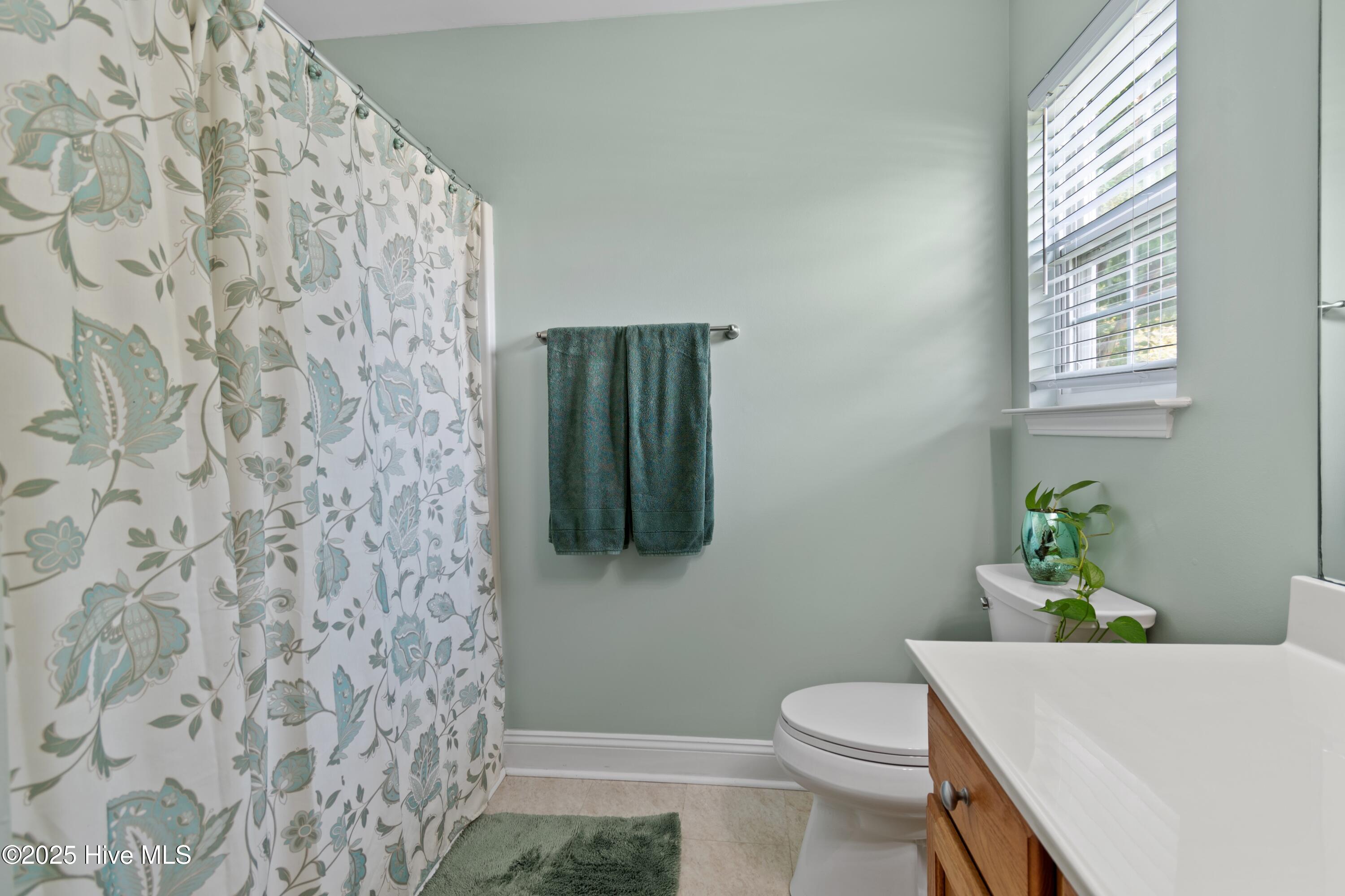 100526864 | Photo 30