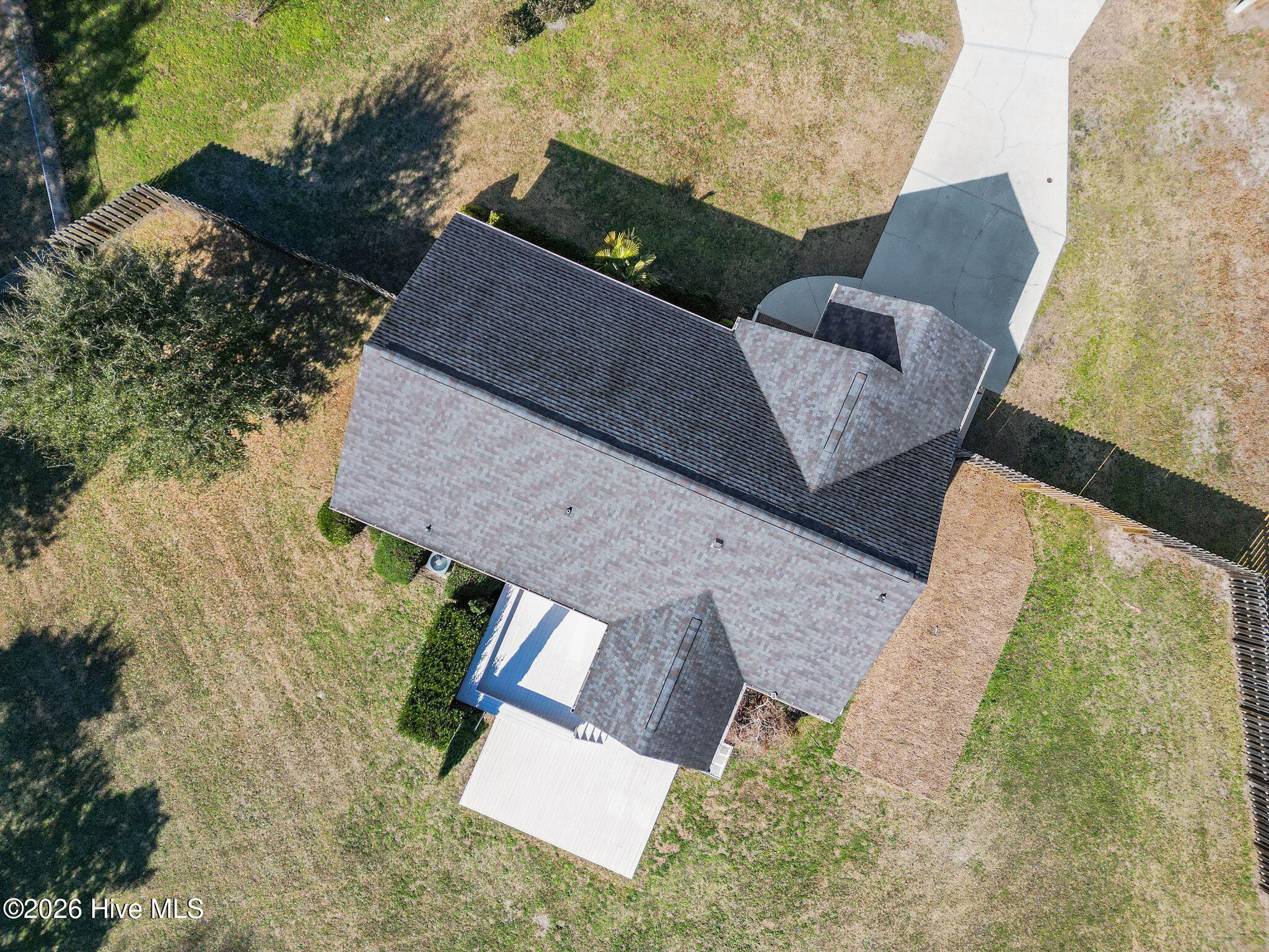 100556381 | Photo 46