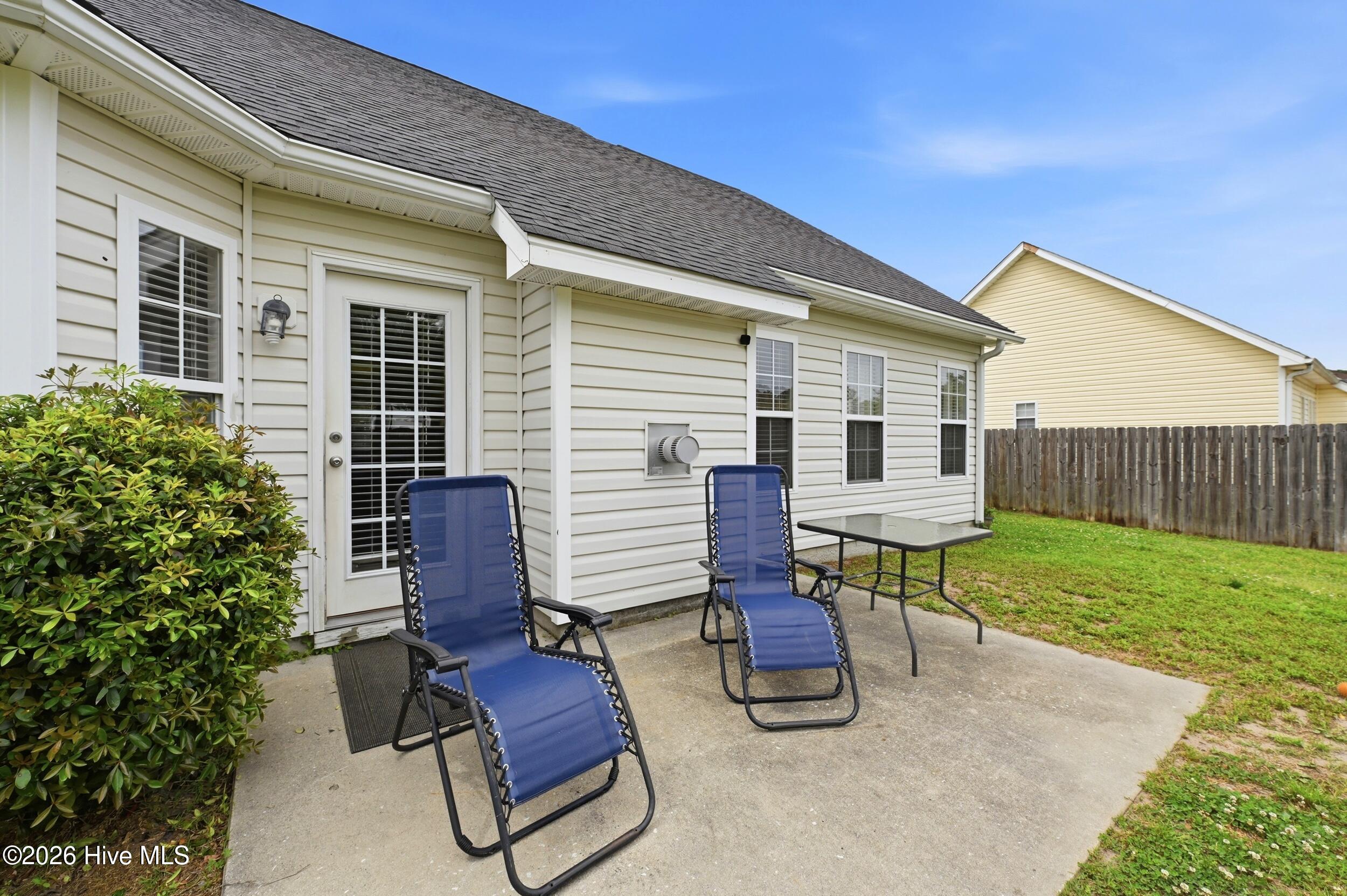 100565195 | Photo 37