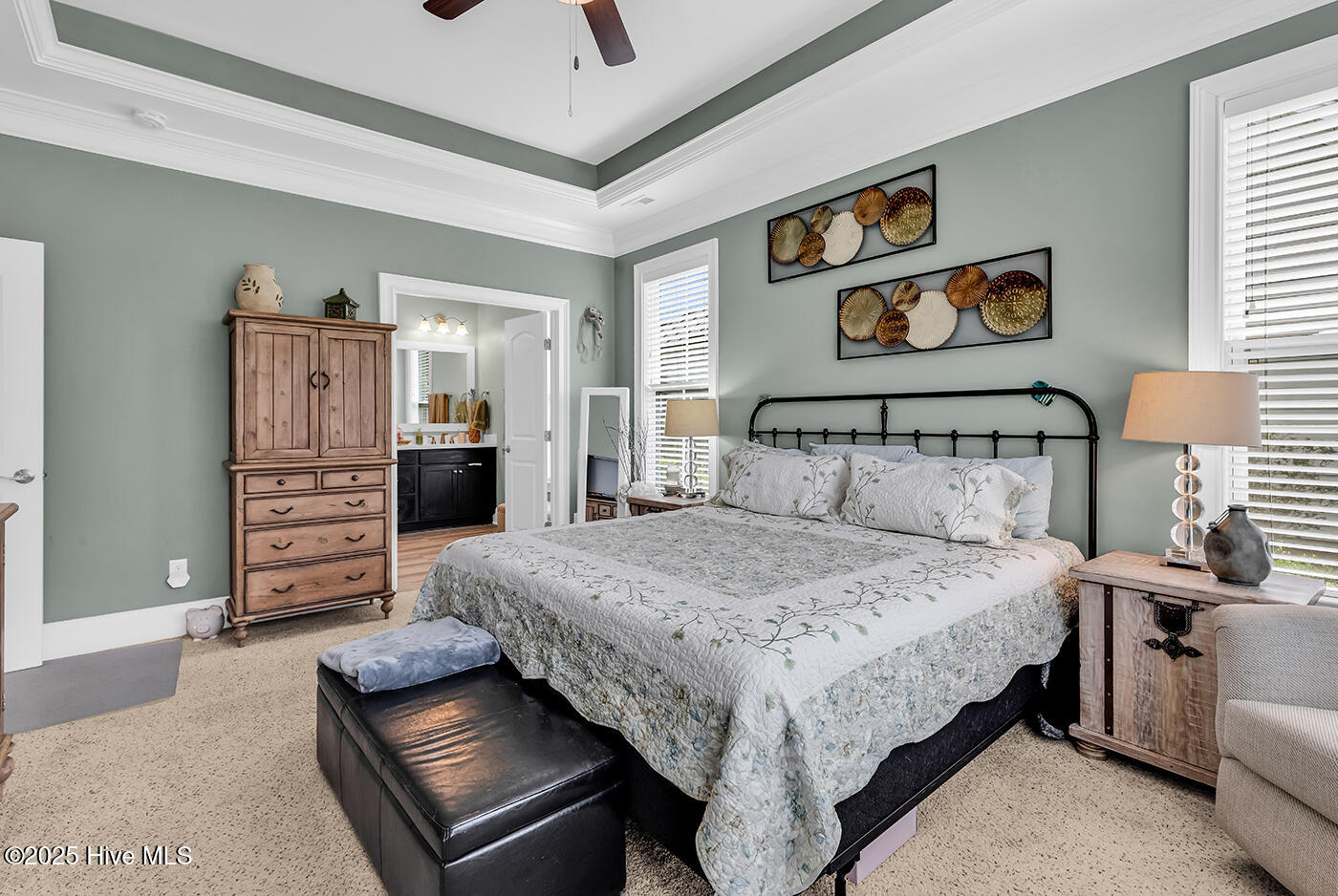 100529992 | Photo 18