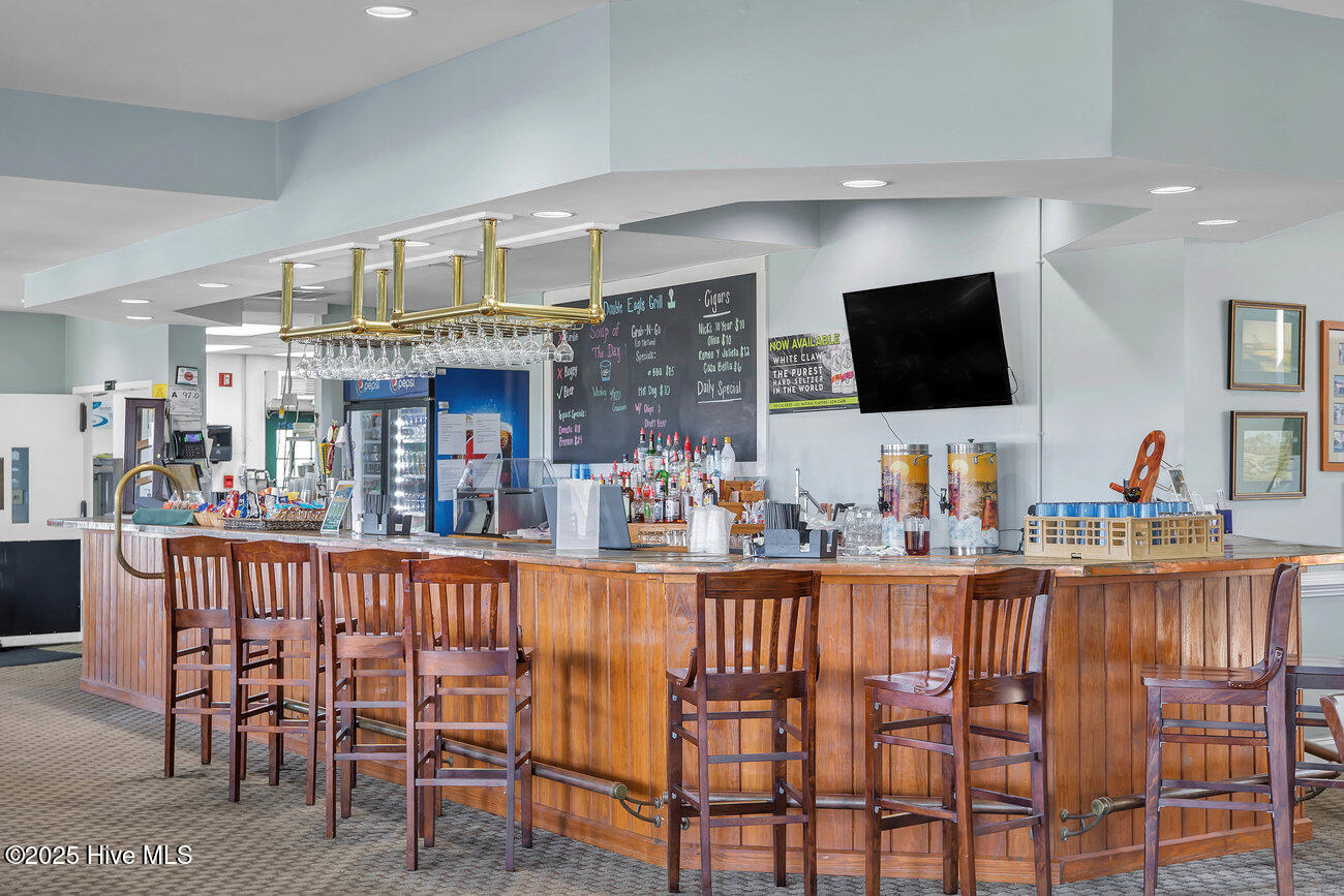 100544952 | Photo 71