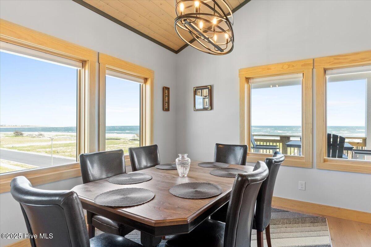 100531414 | Photo 69