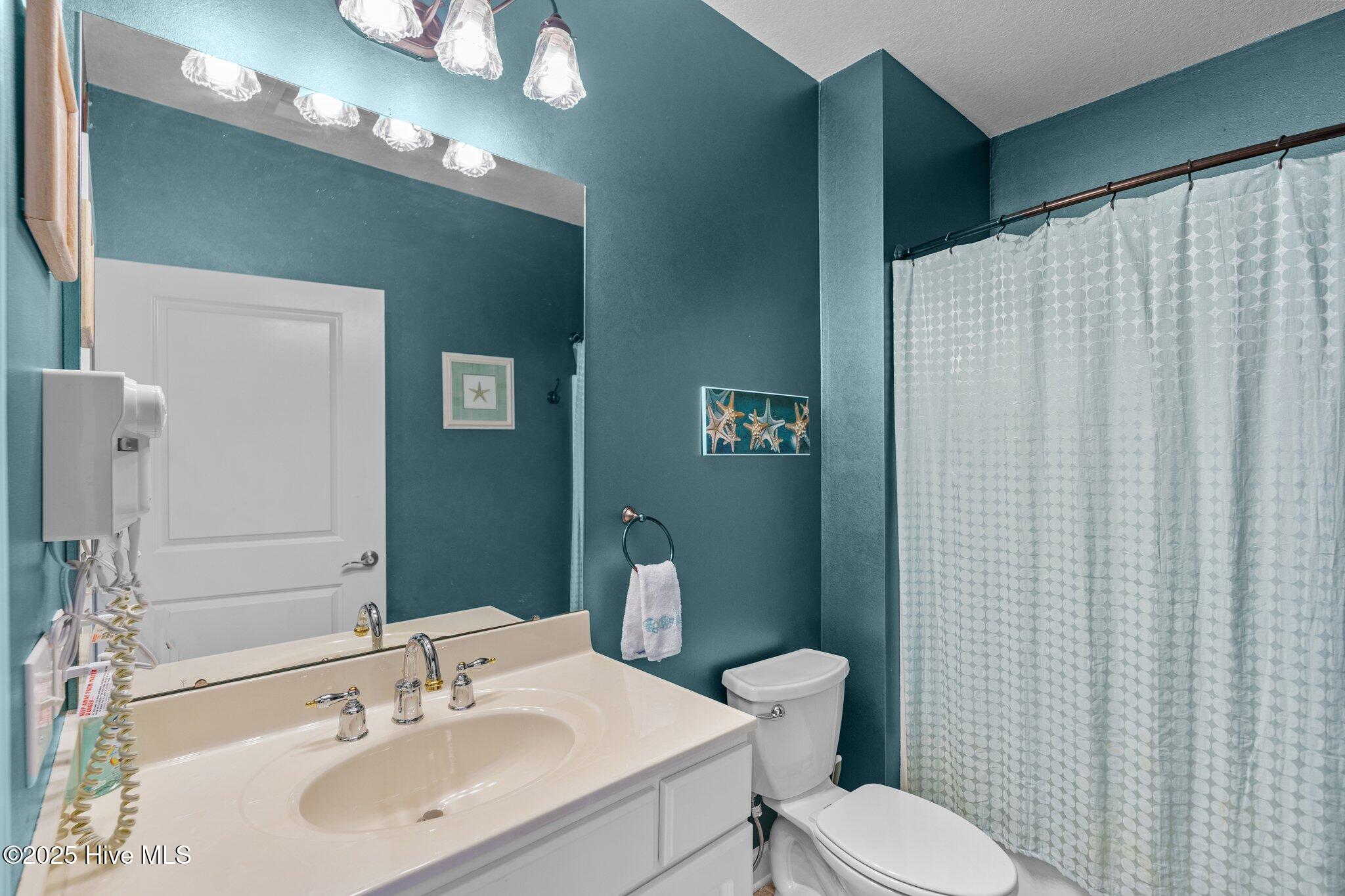 100514091 | Photo 30