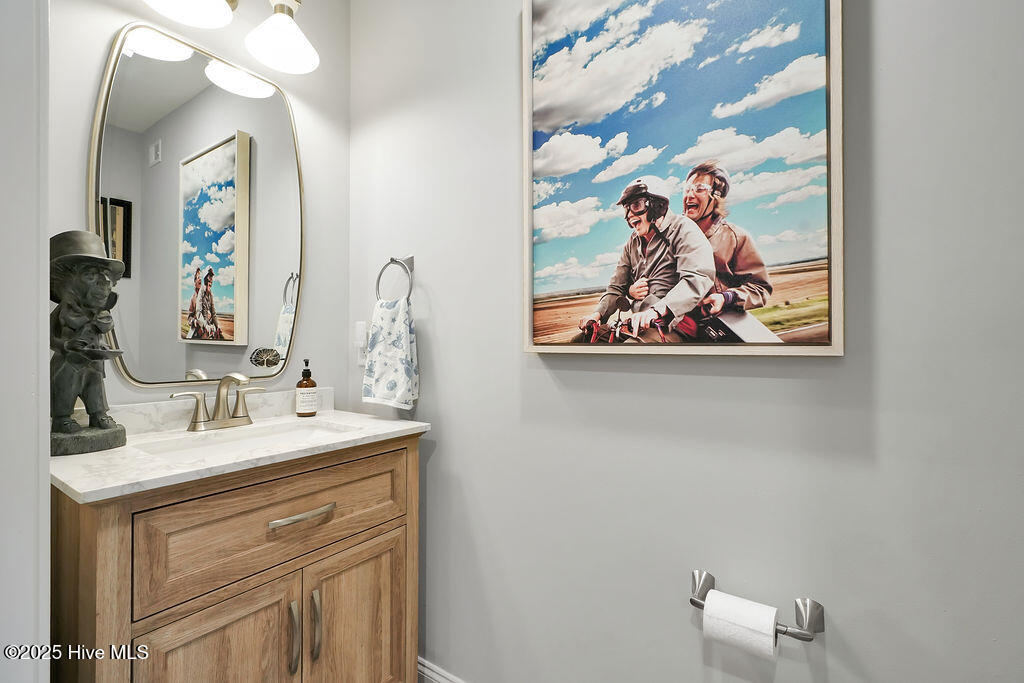 100525611 | Photo 18