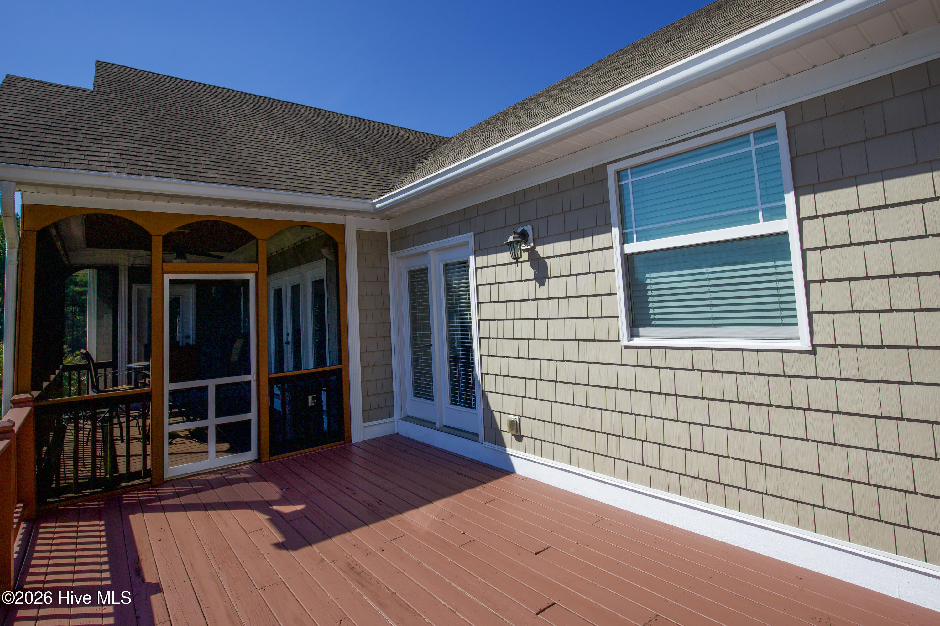 899 Seagull Dr-27