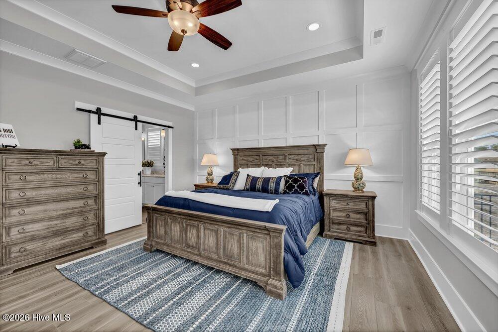 100547868 | Photo 21