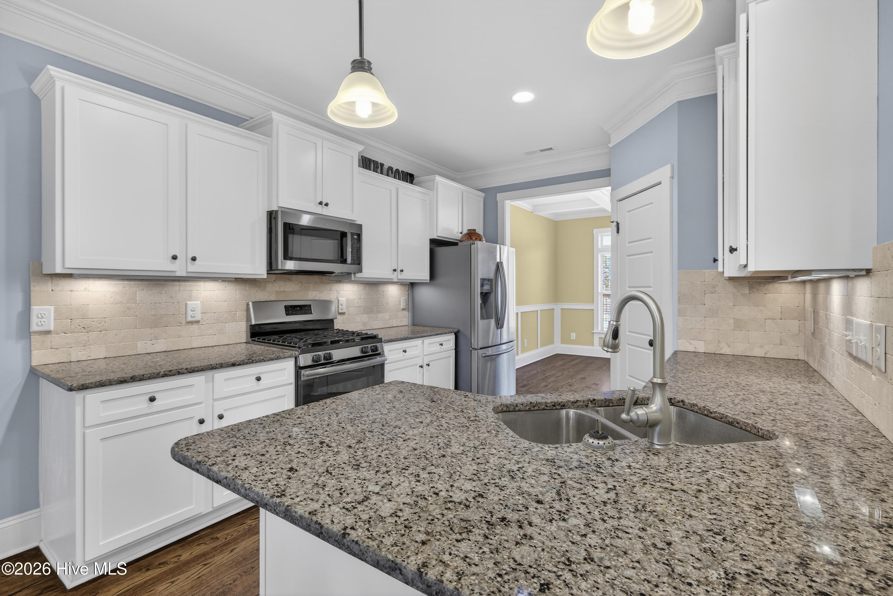 100555672 | Photo 16