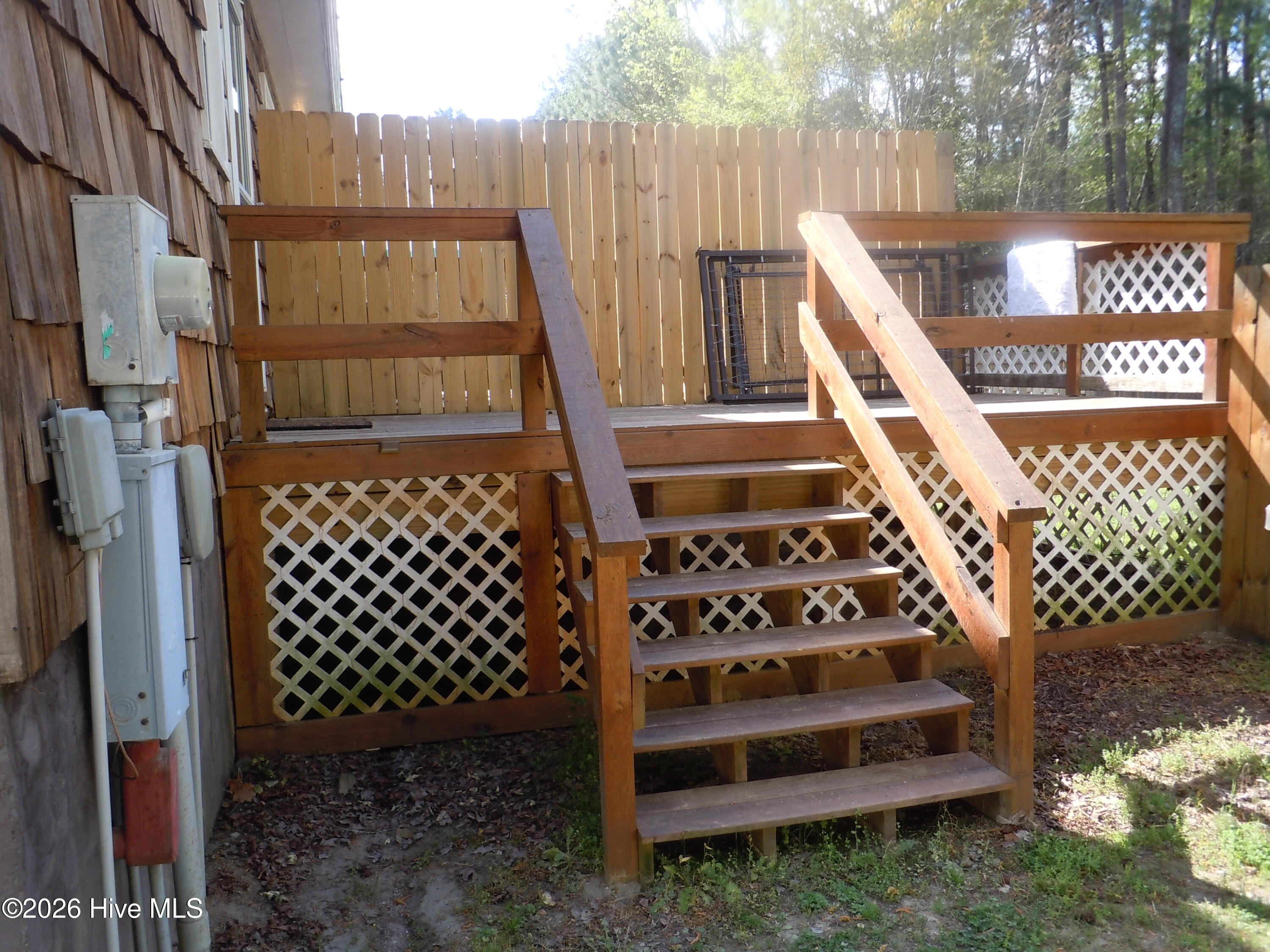 100565129 | Photo 74