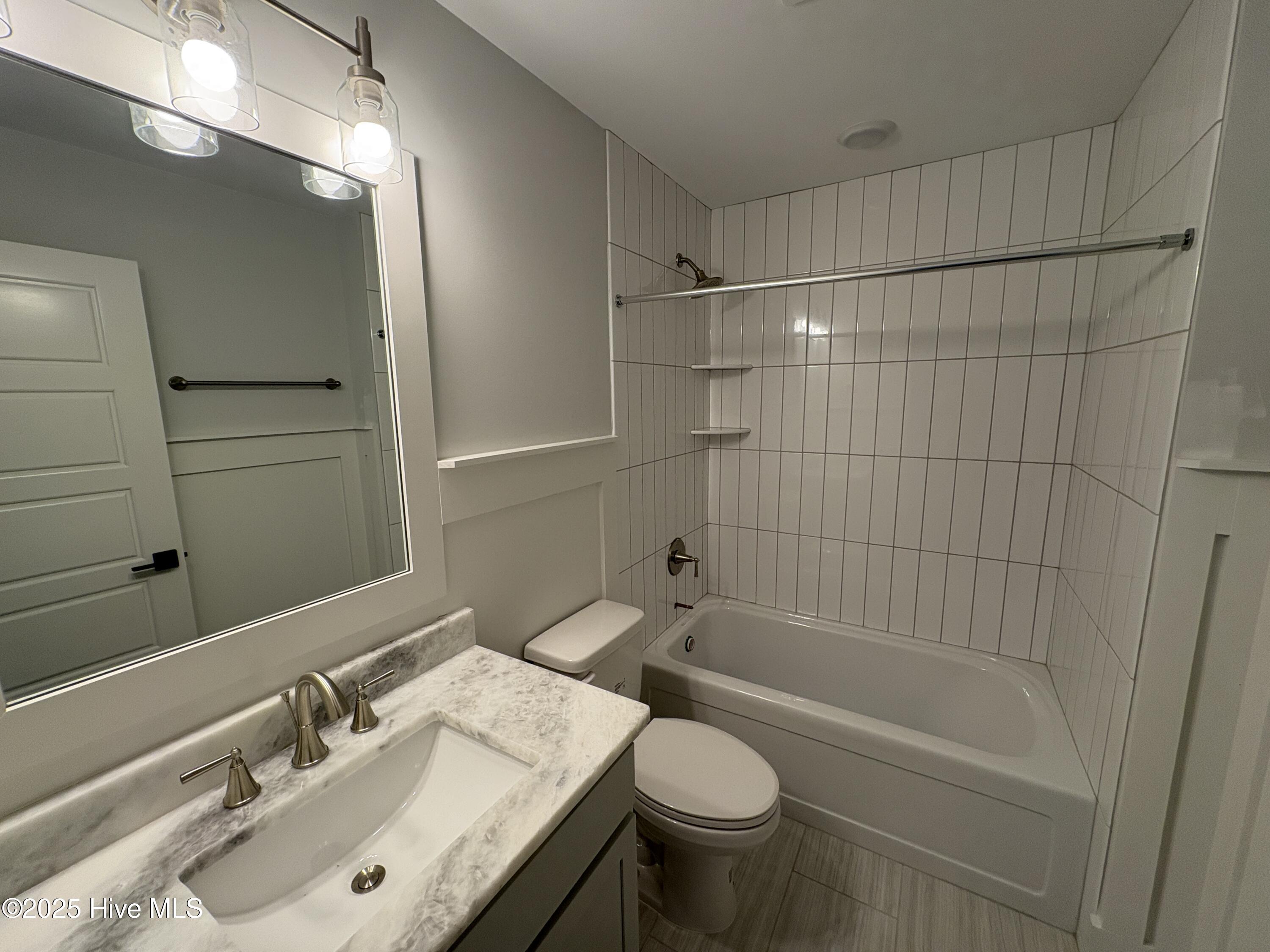 100521777 | Photo 50