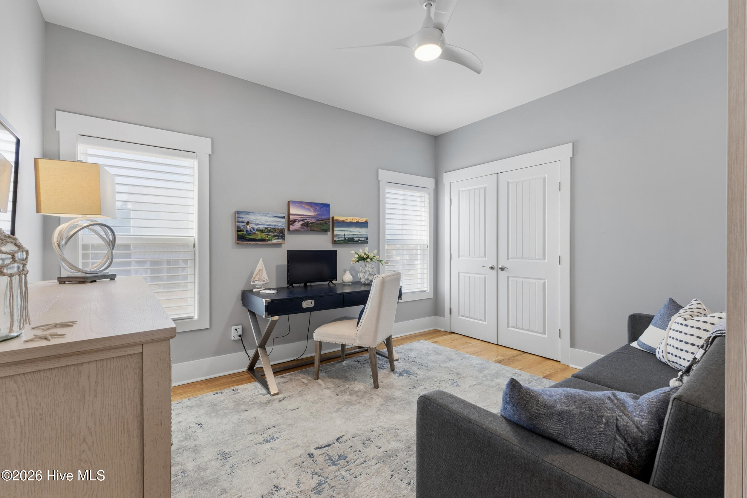 100554534 | Photo 51