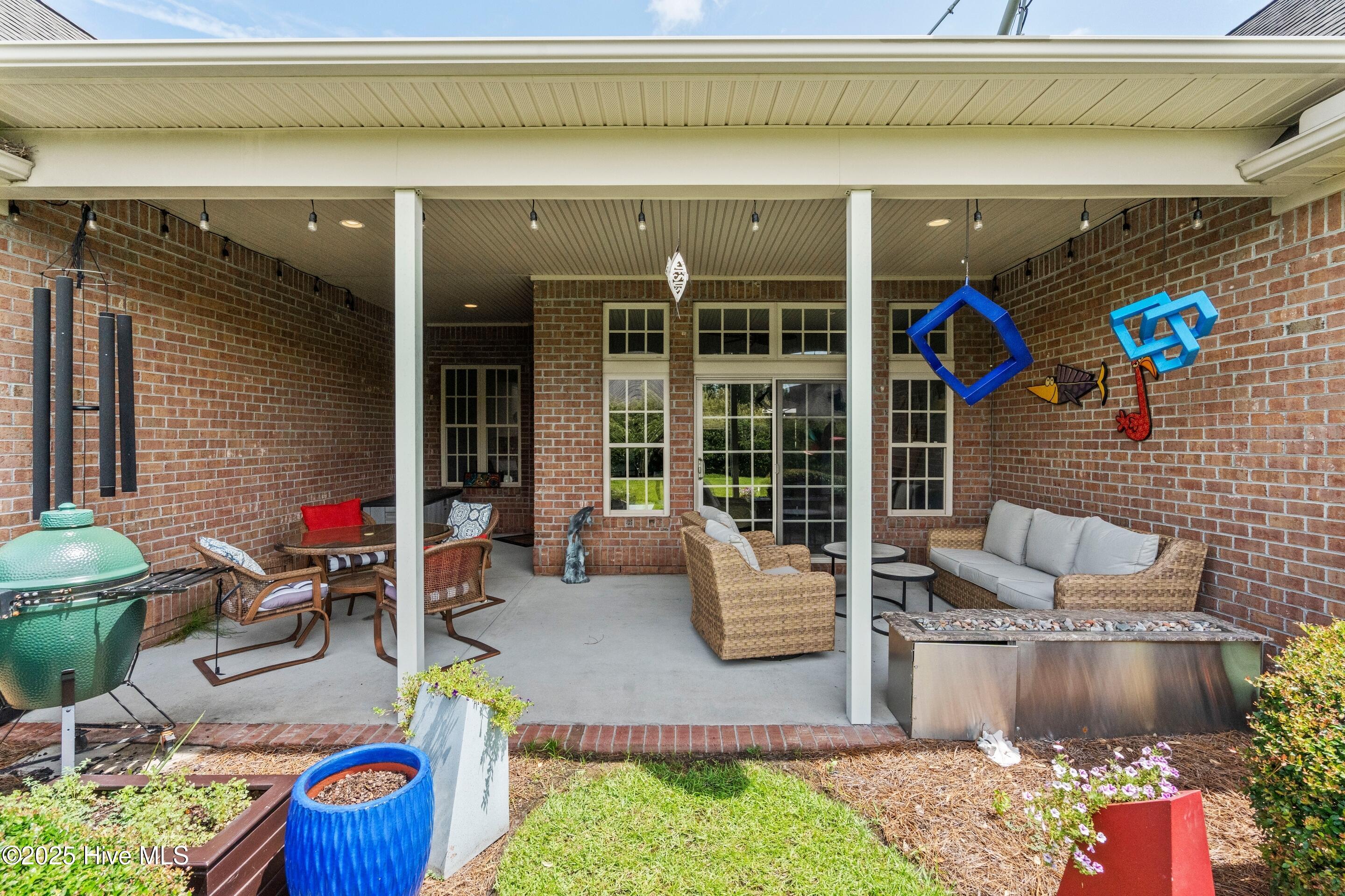 100541104 | Photo 13