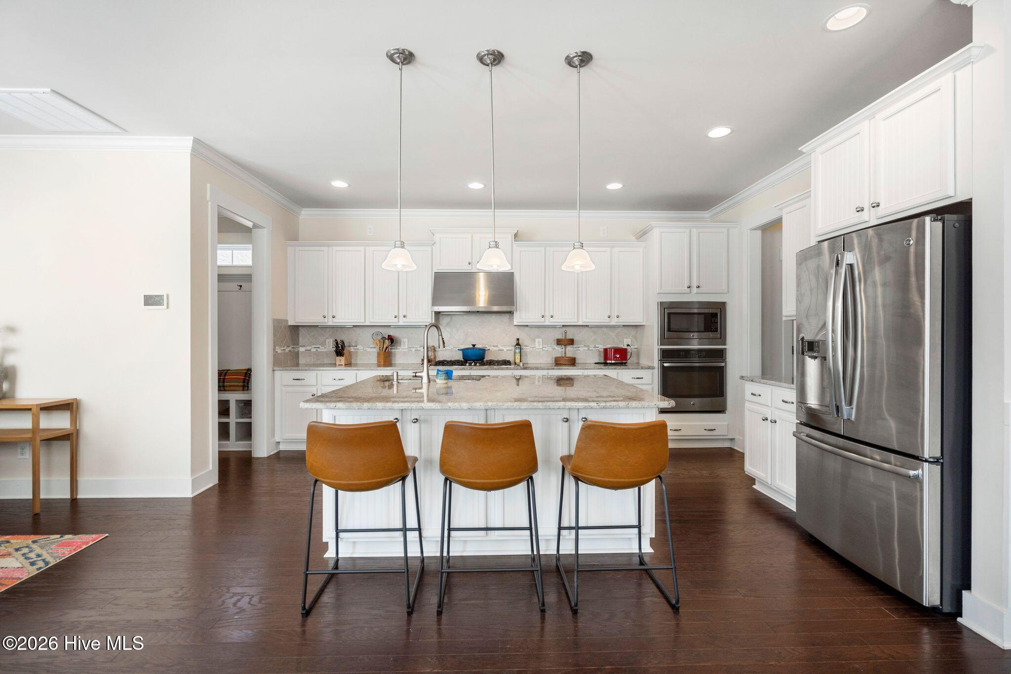 100558844 | Photo 10