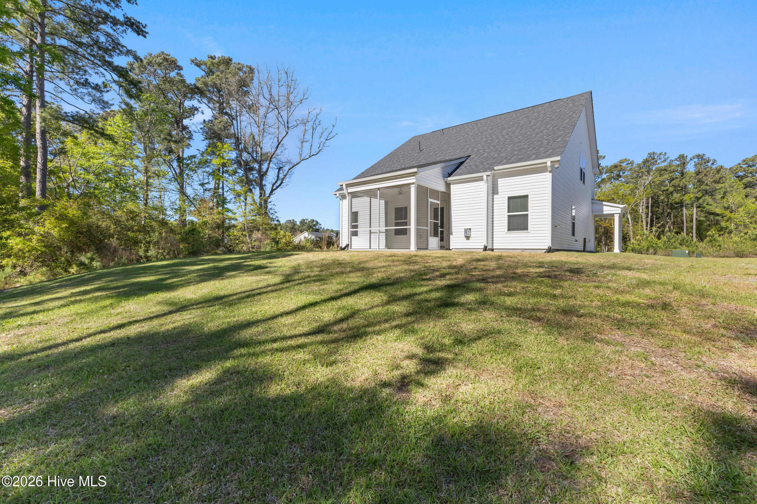 100535849 | Photo 22