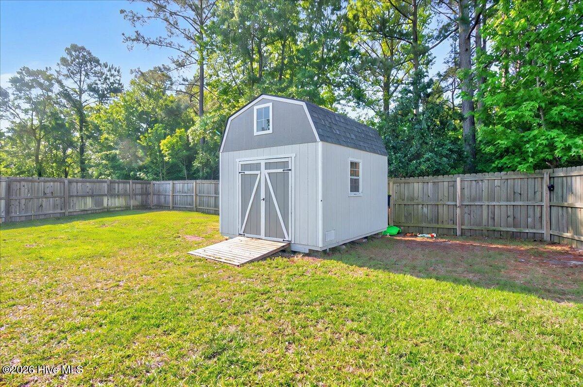 100548253 | Photo 47