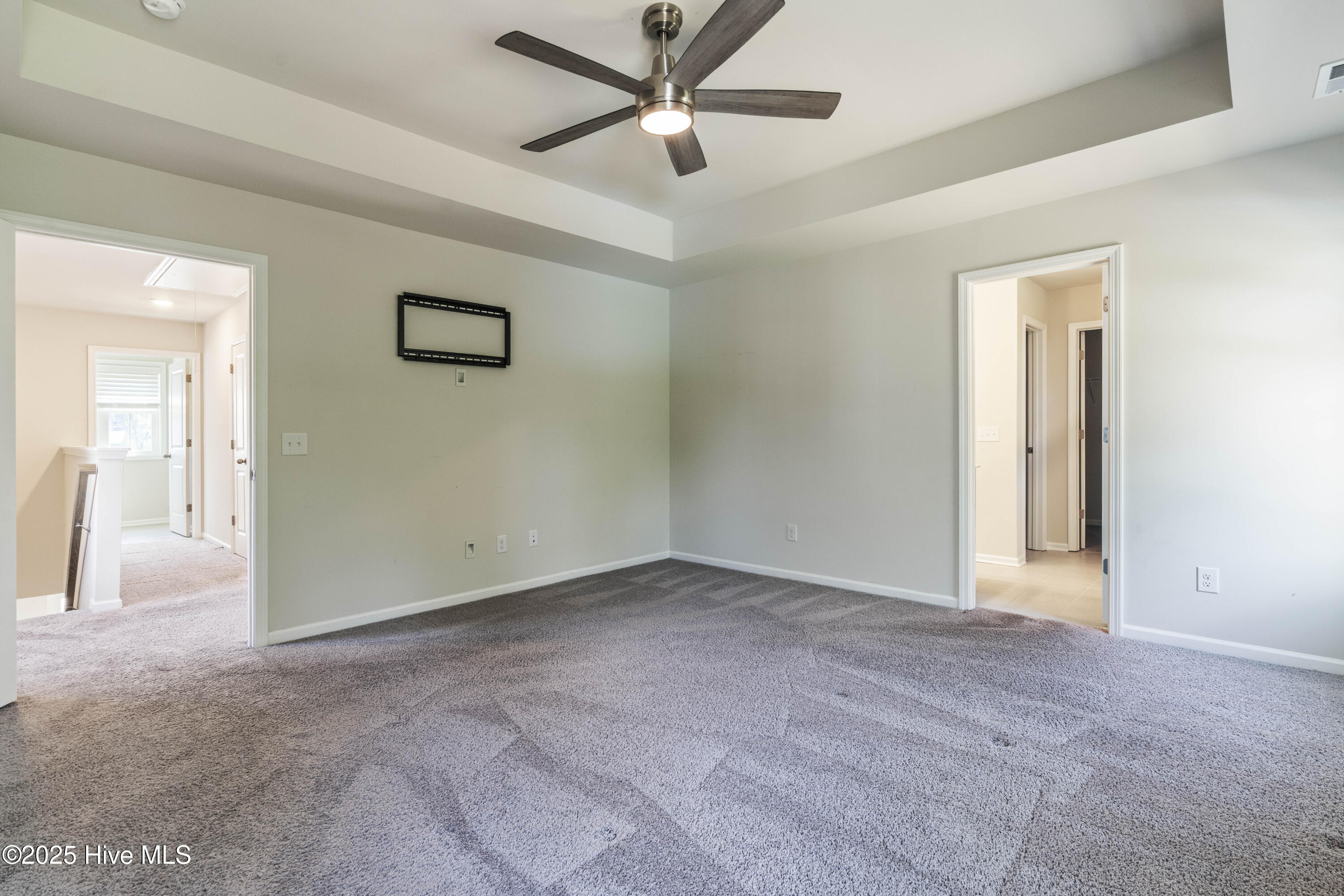 100516563 | Photo 22