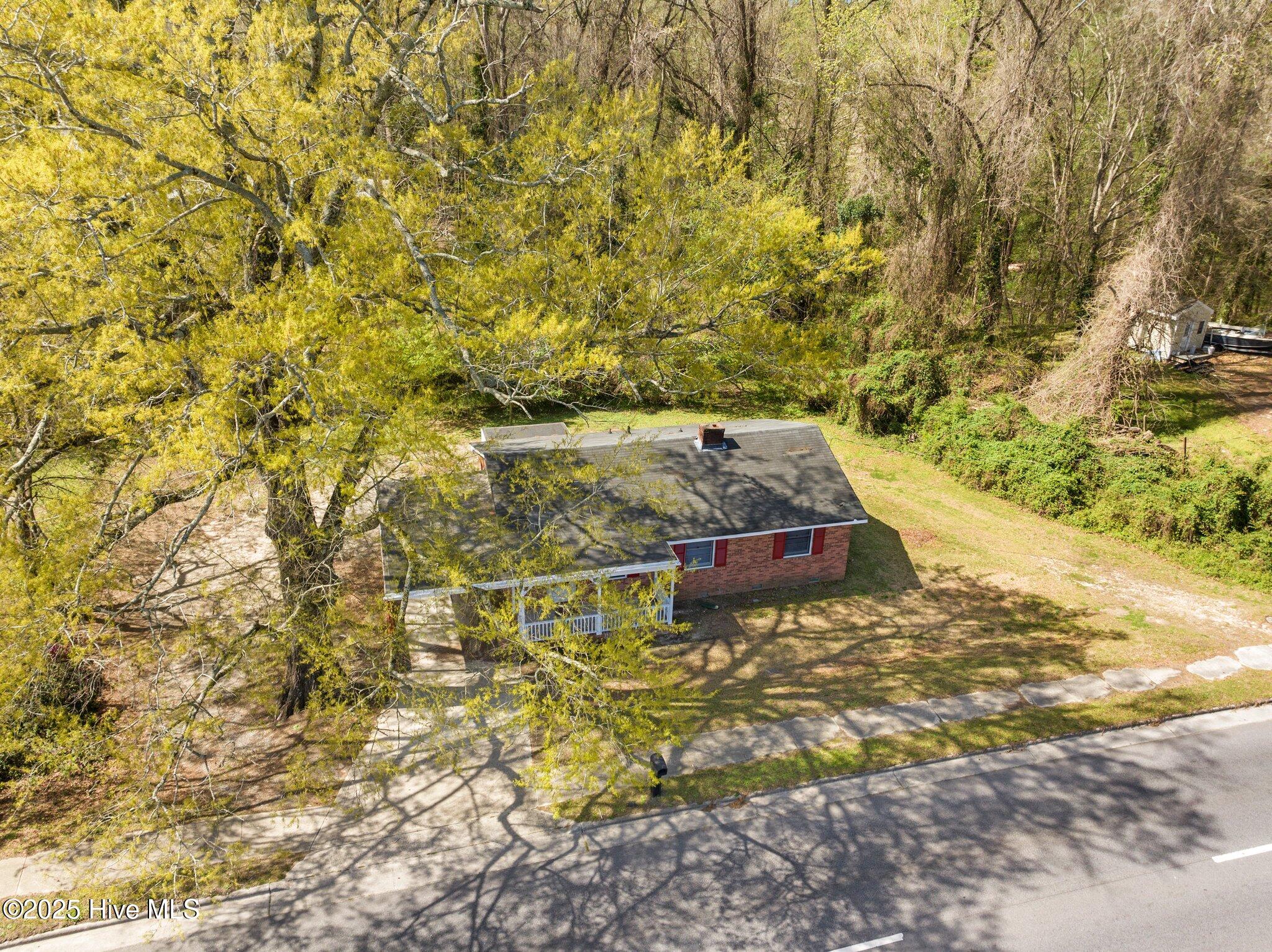 Homes for sale in Greenville, NC | 3630 E 10Th St, Greenville, NC 27858 | MLS# 100494202