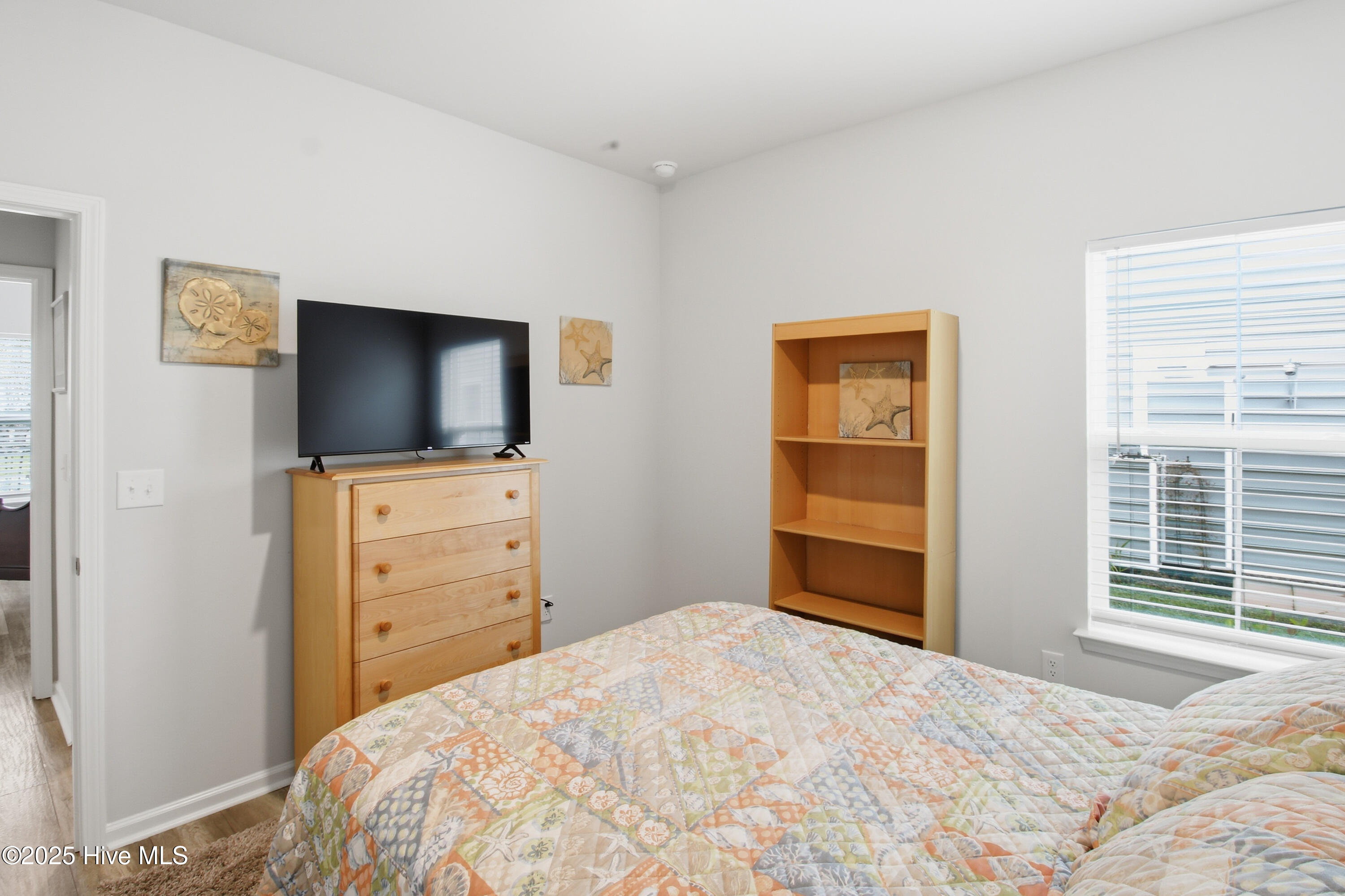 100538754 | Photo 24