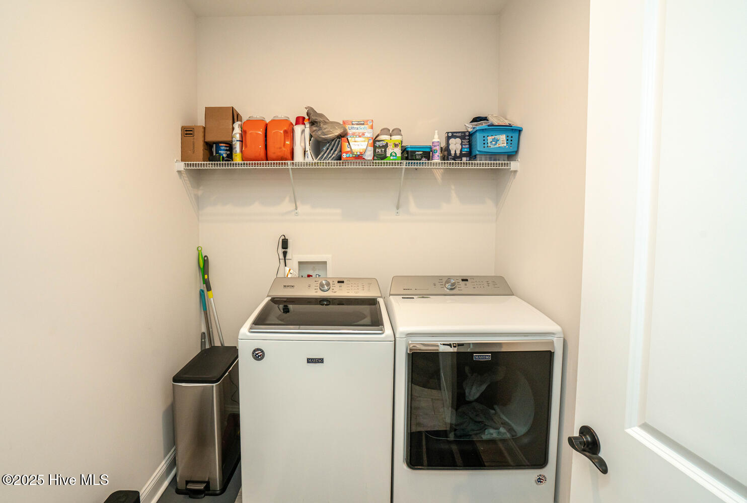 100547229 | Photo 45