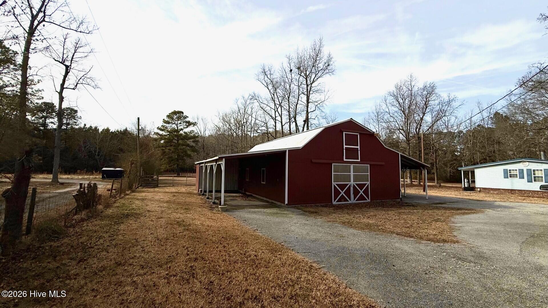 100551820 | Photo 28