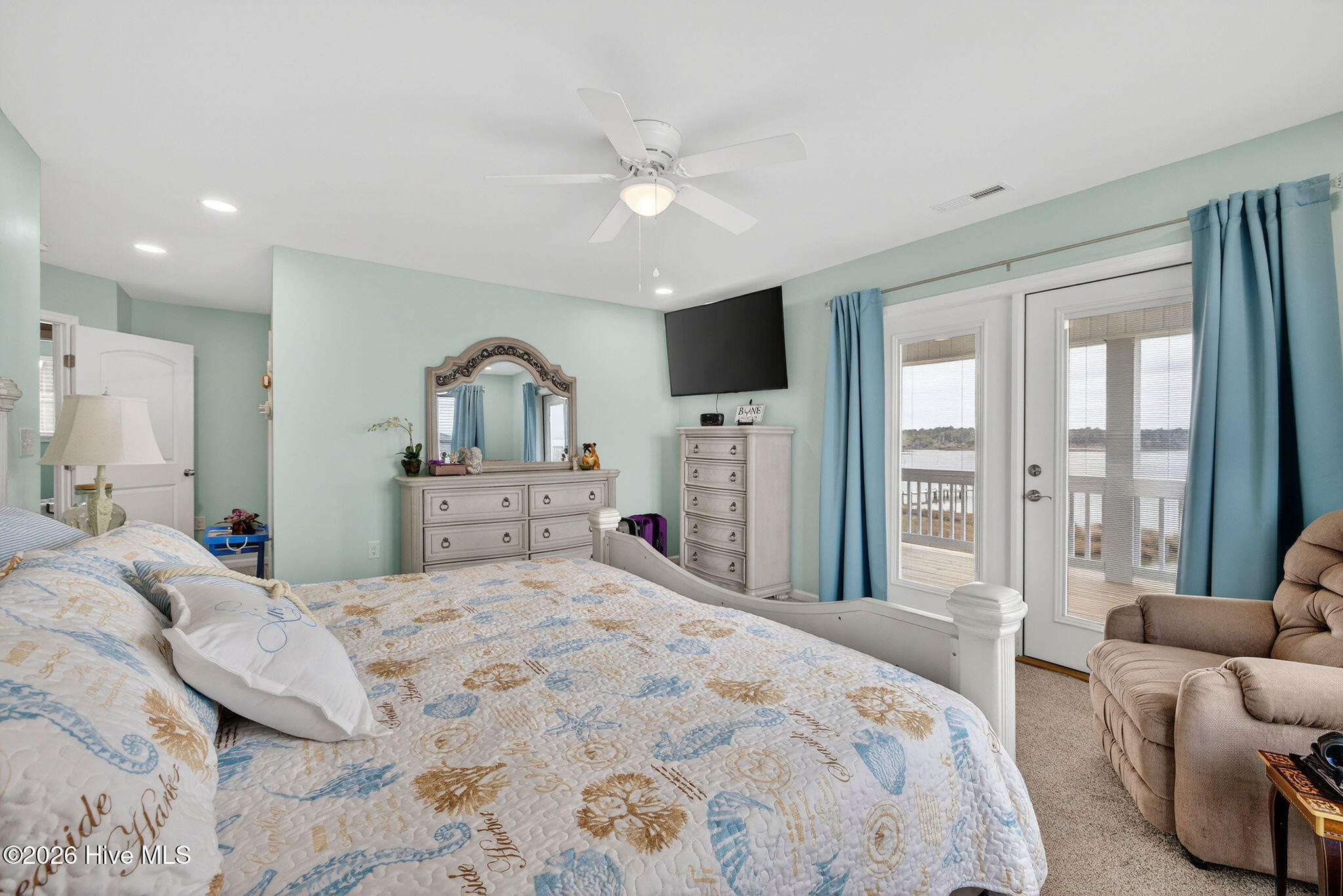 100558217 | Photo 31