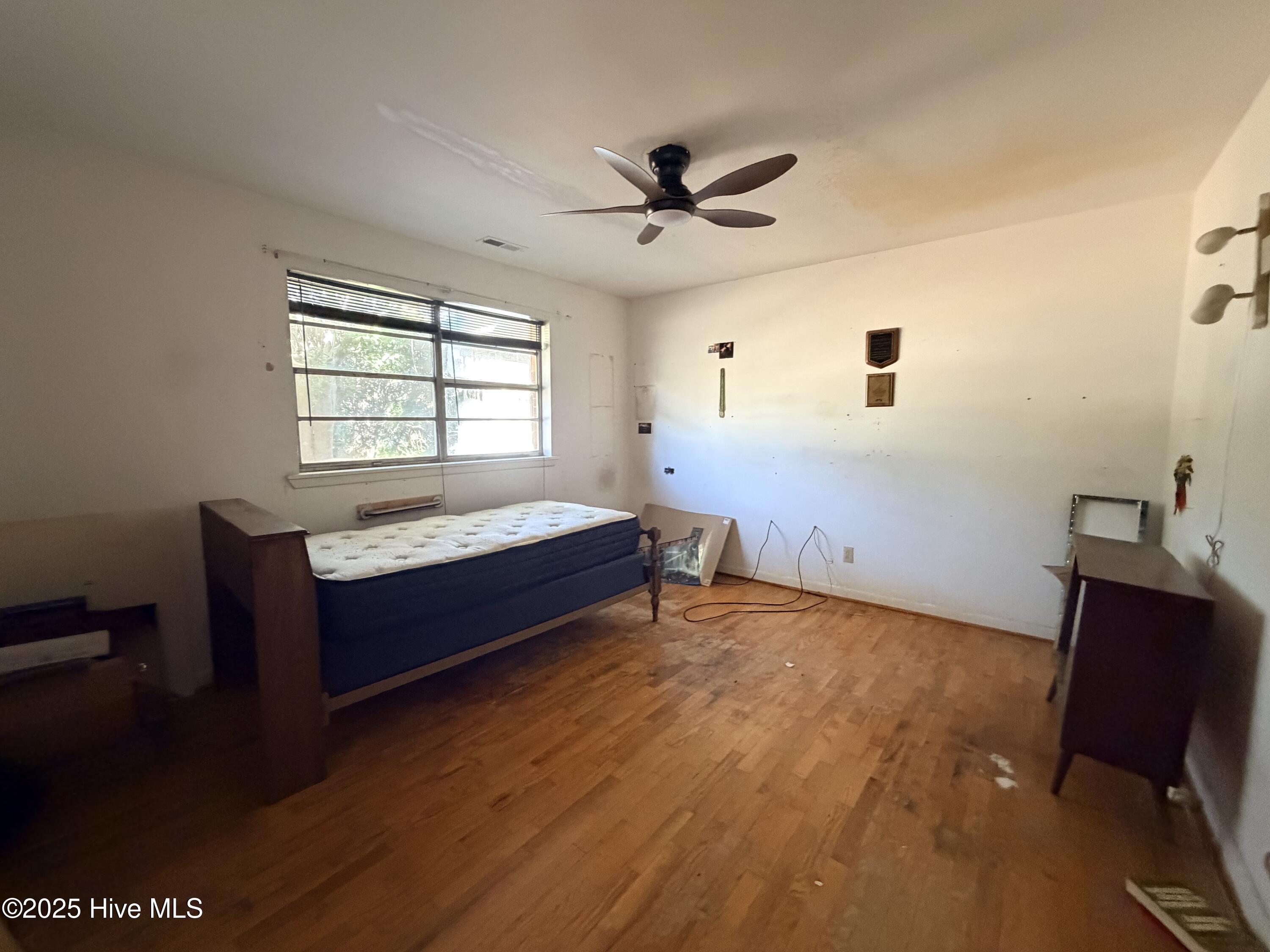 100546898 | Photo 10