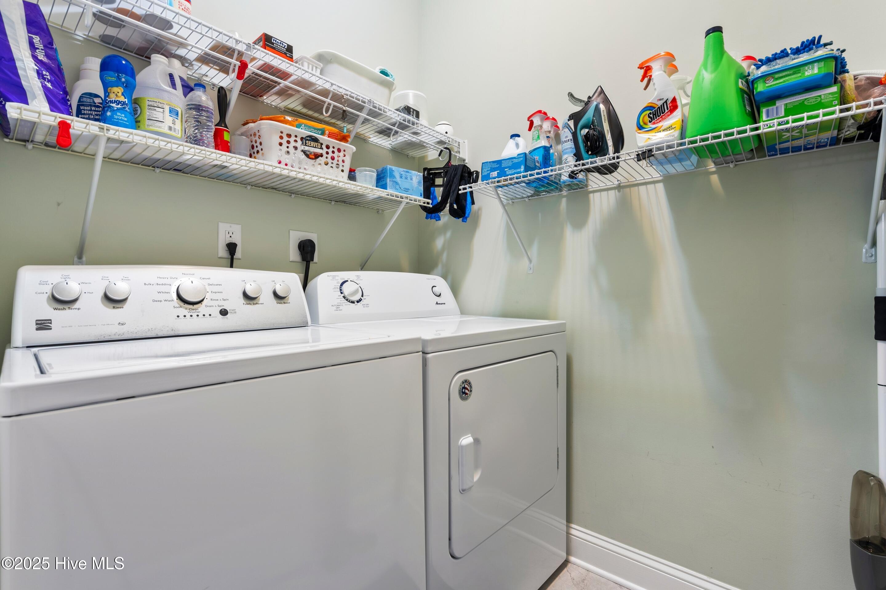 100512963 | Photo 35