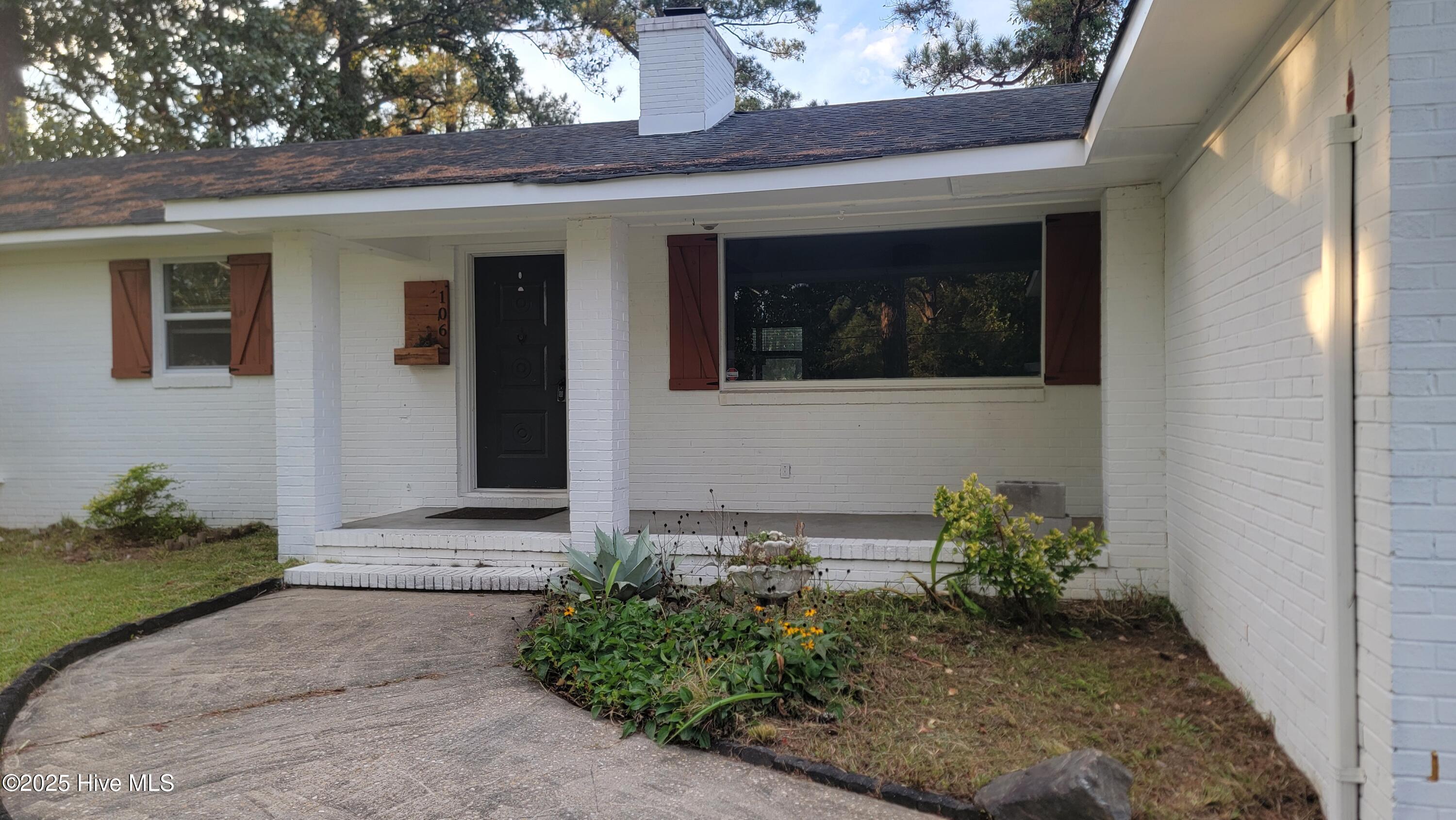 100530315 | Photo 45