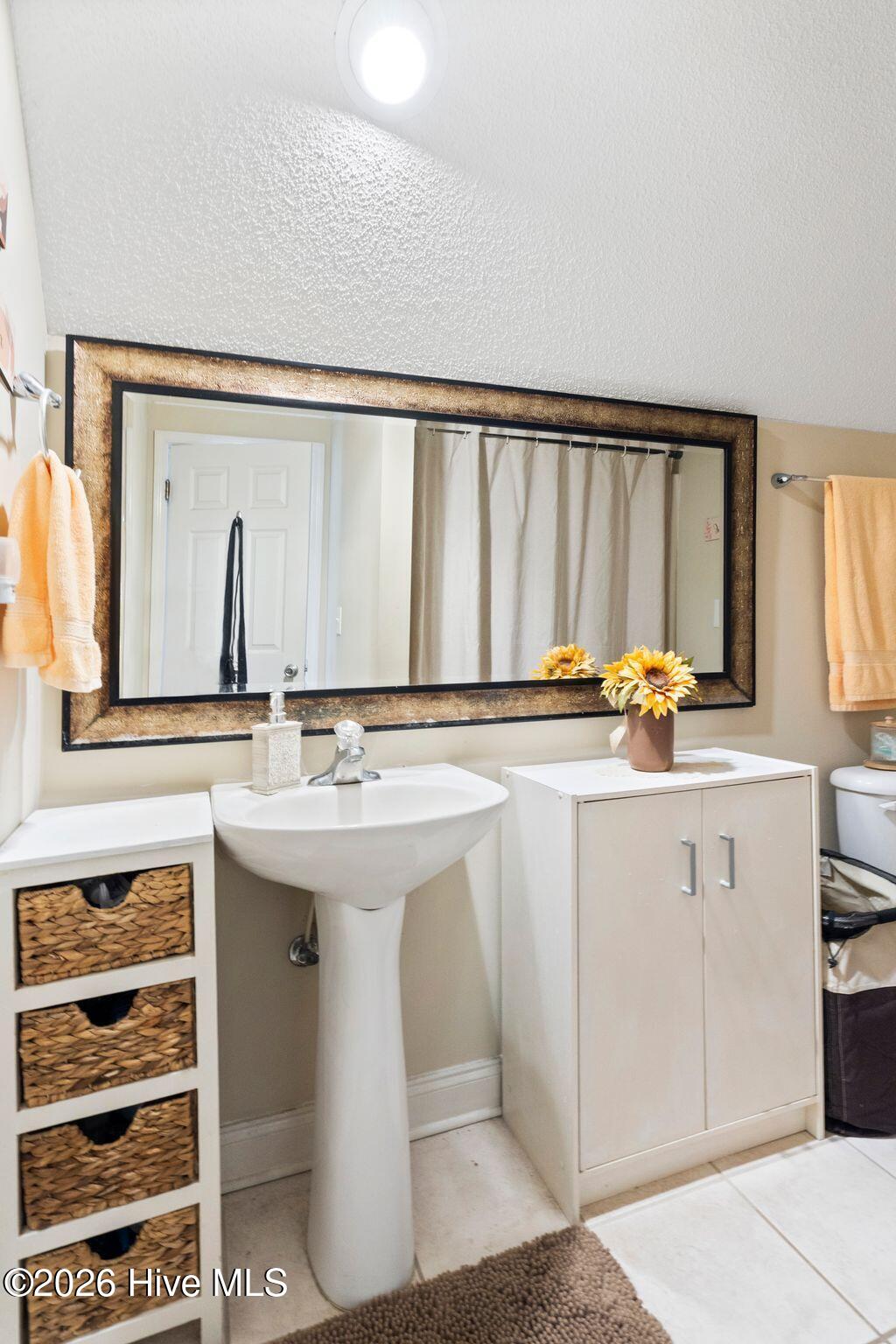 100554747 | Photo 56