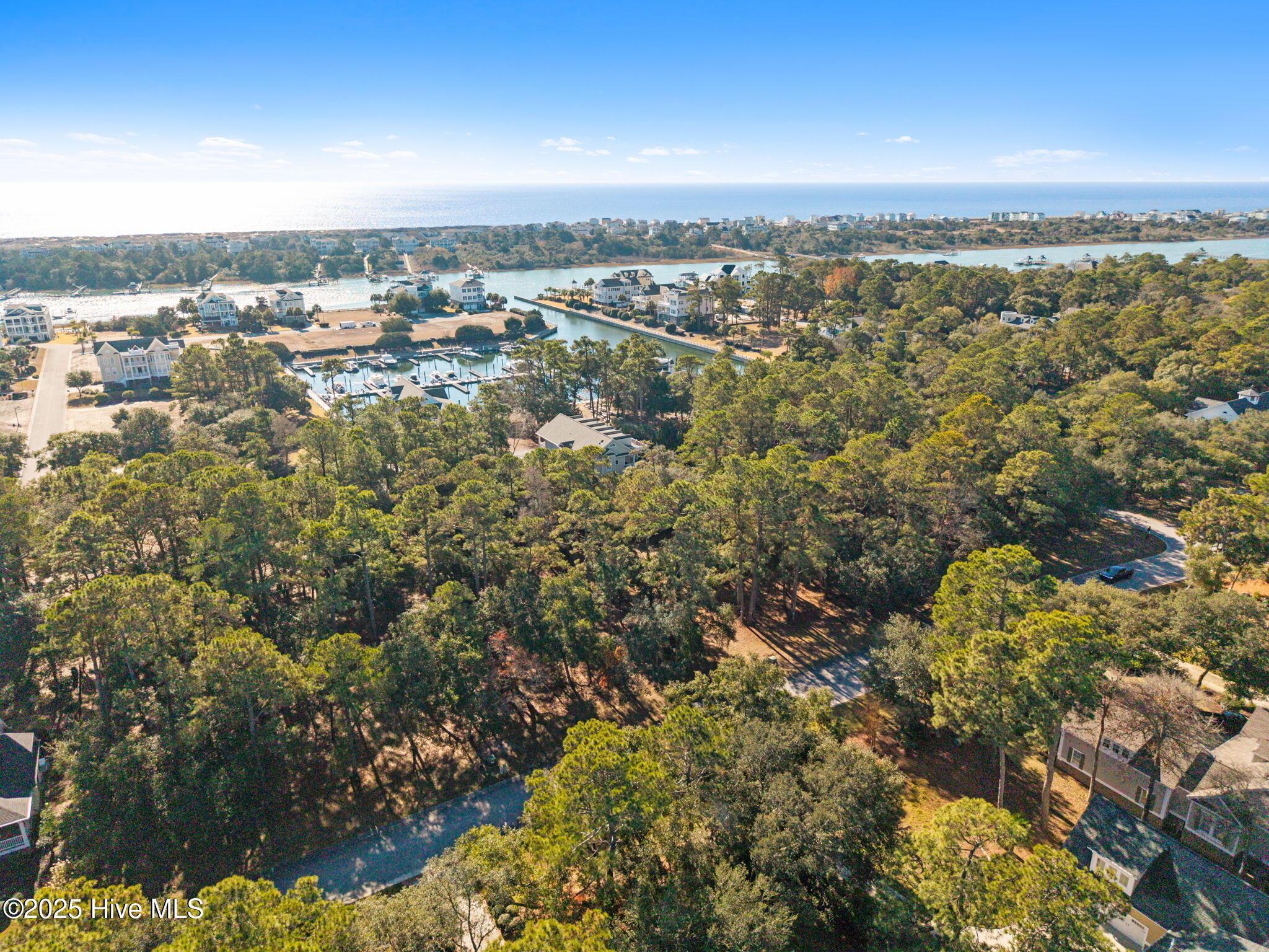 100545222 | Photo 26