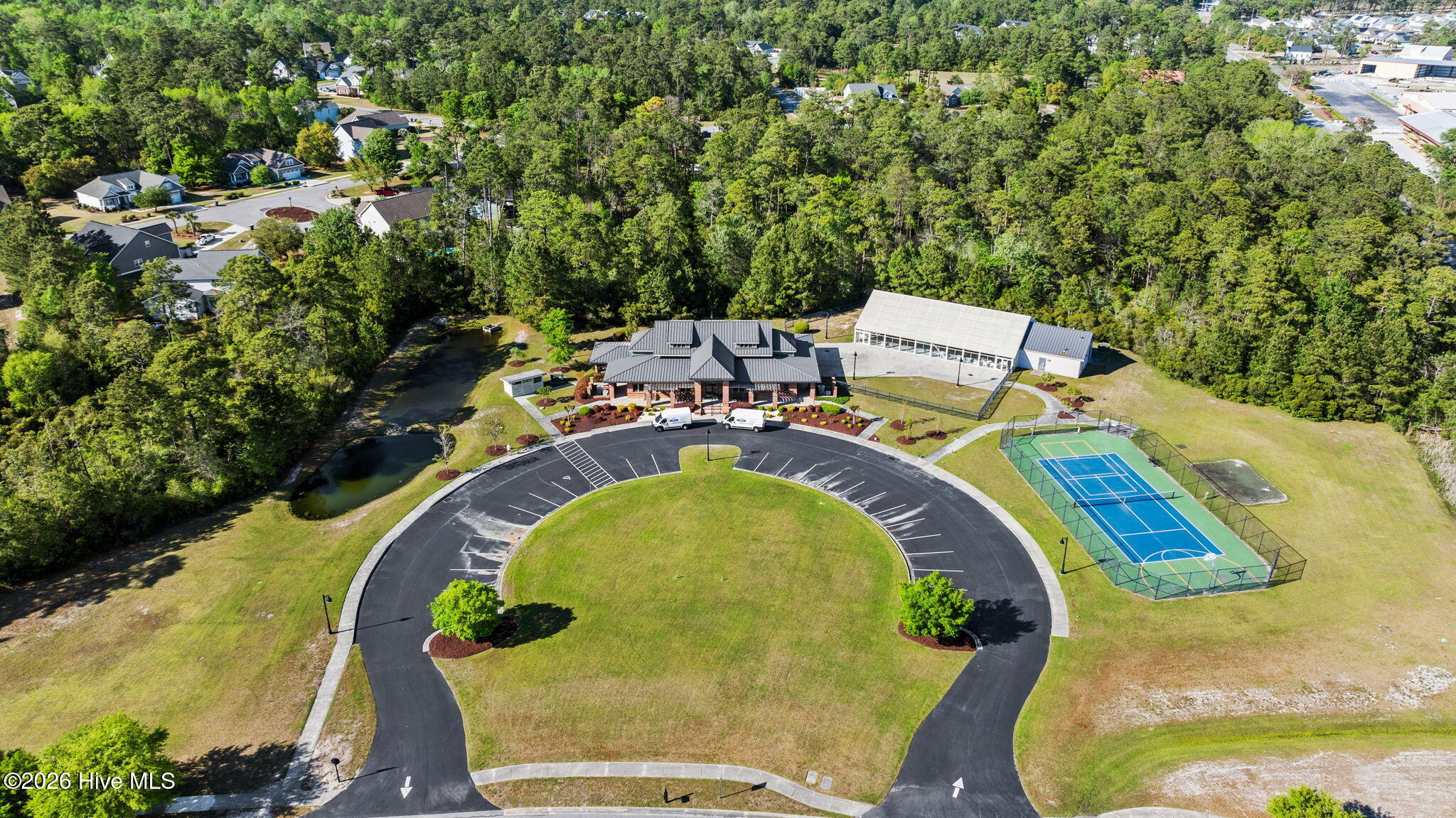 100567618 | Photo 53