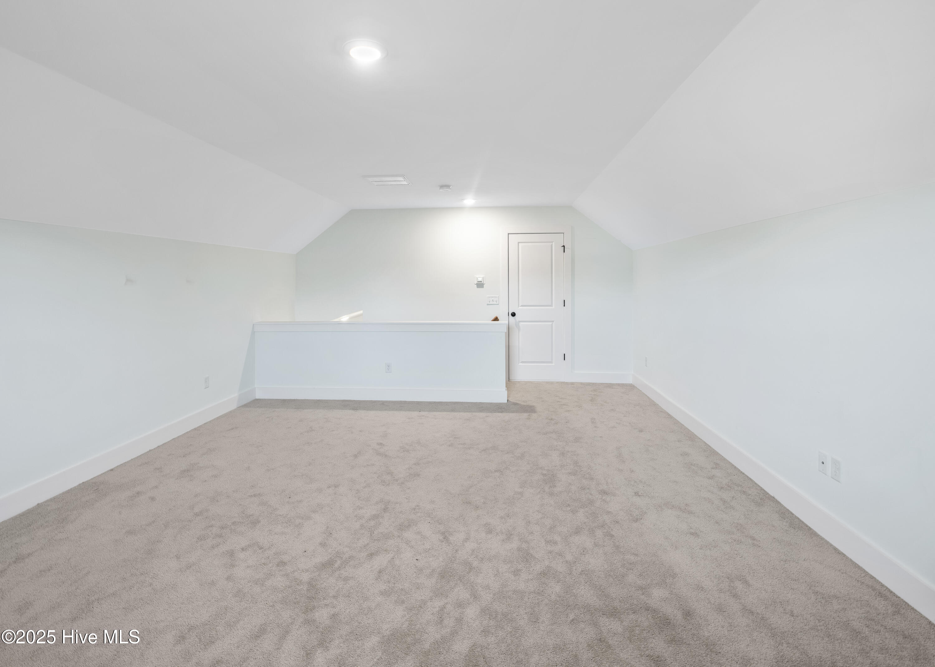 100539814 | Photo 29