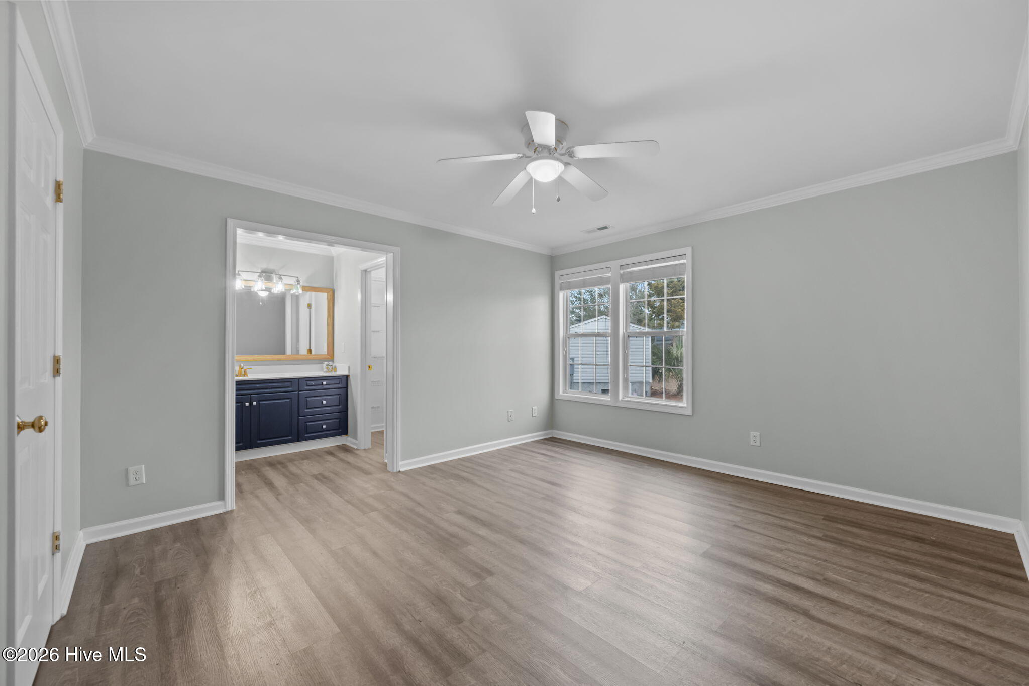 100556265 | Photo 17