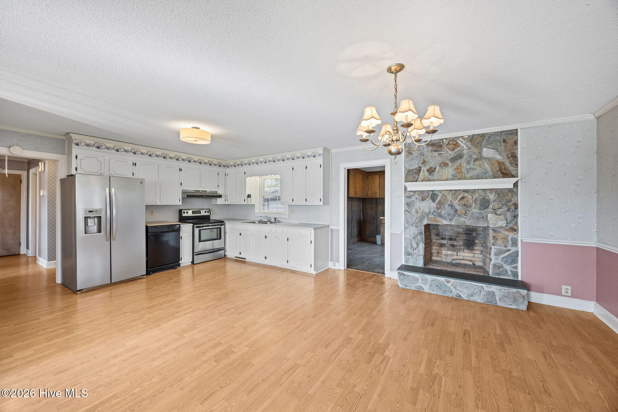 15-web-or-mls-BLS_0012