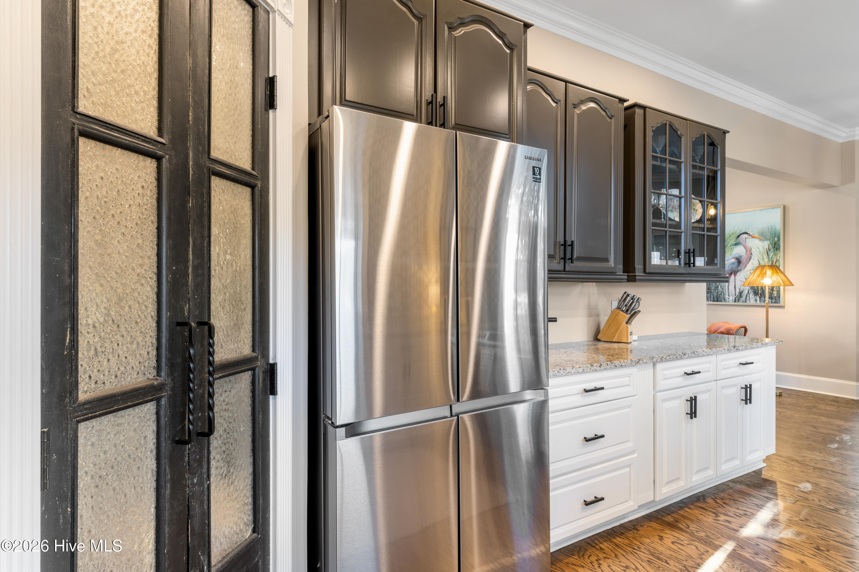 100549832 | Photo 23