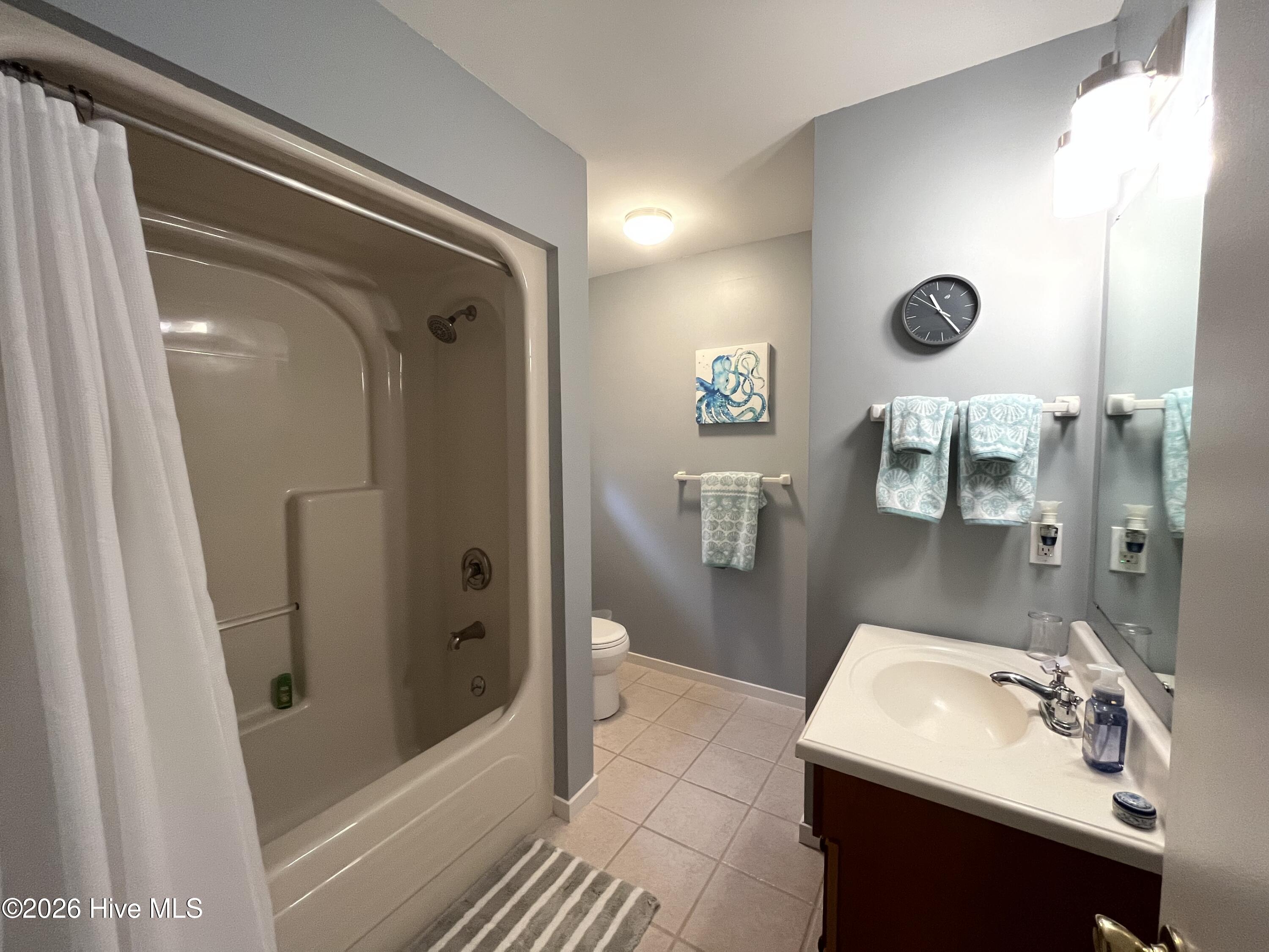 100556332 | Photo 19