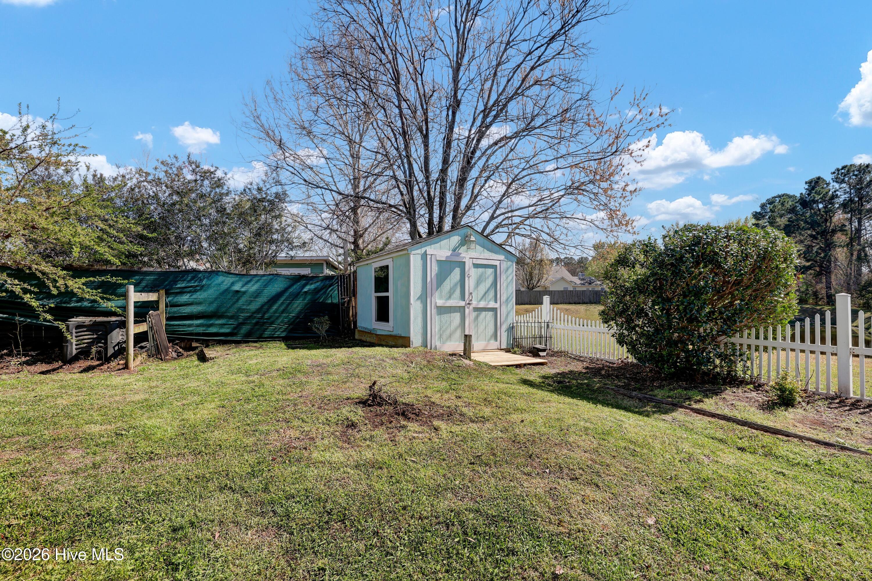 100562291 | Photo 21