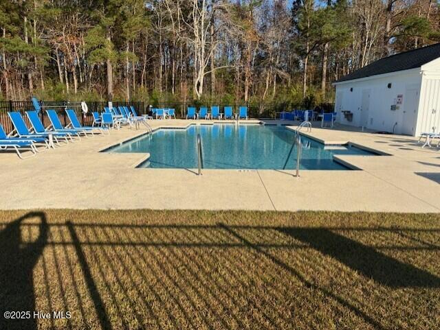 100543140 | Photo 50