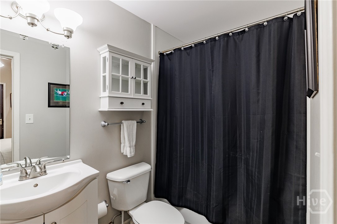 250 W Broad Street 615