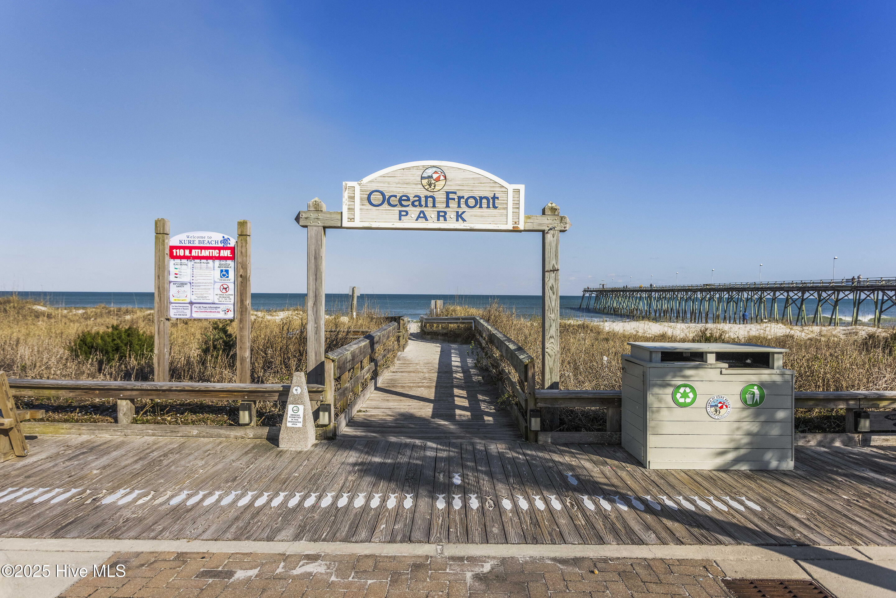 100564062 | Photo 37