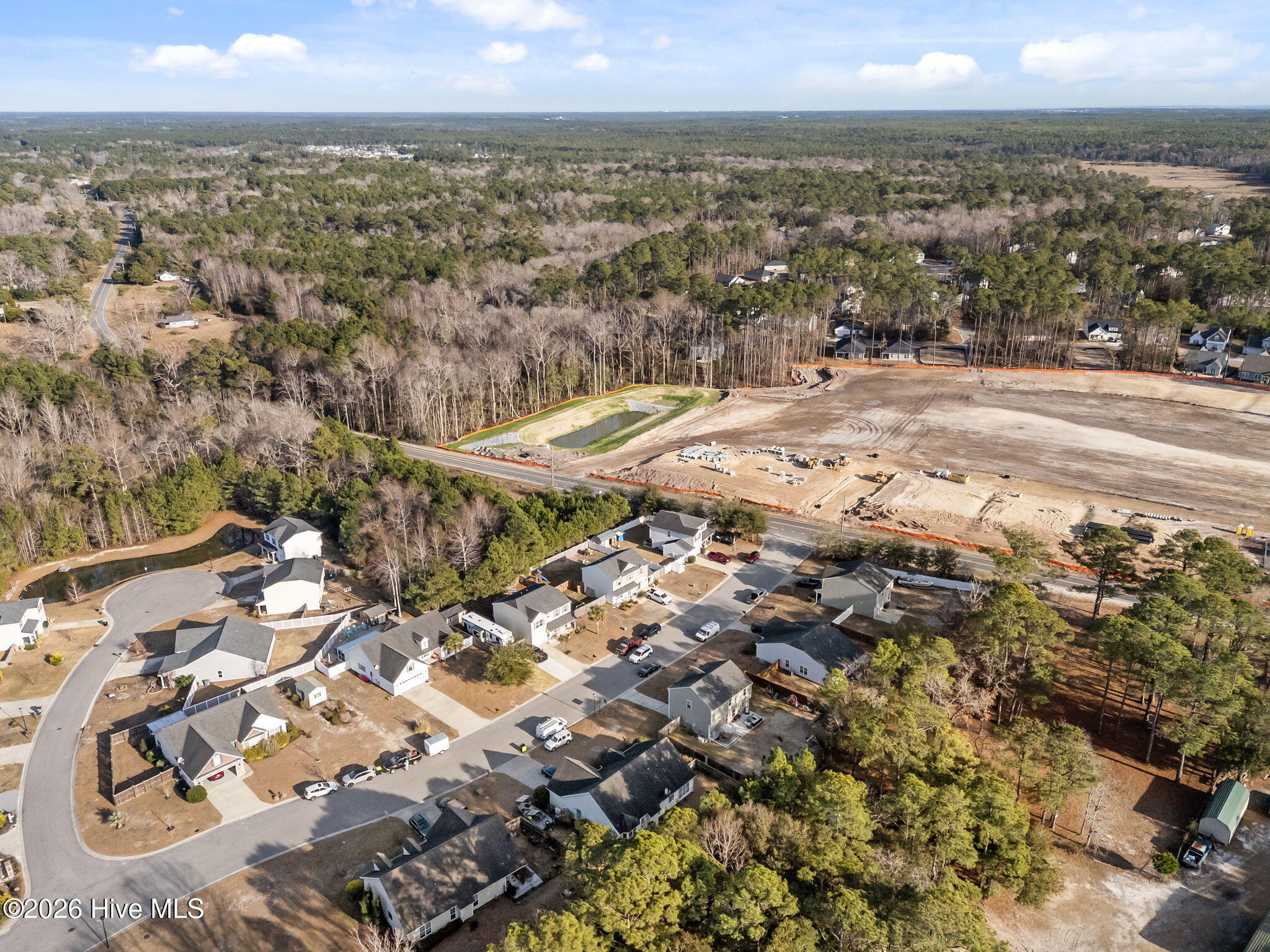 100548073 | Photo 51