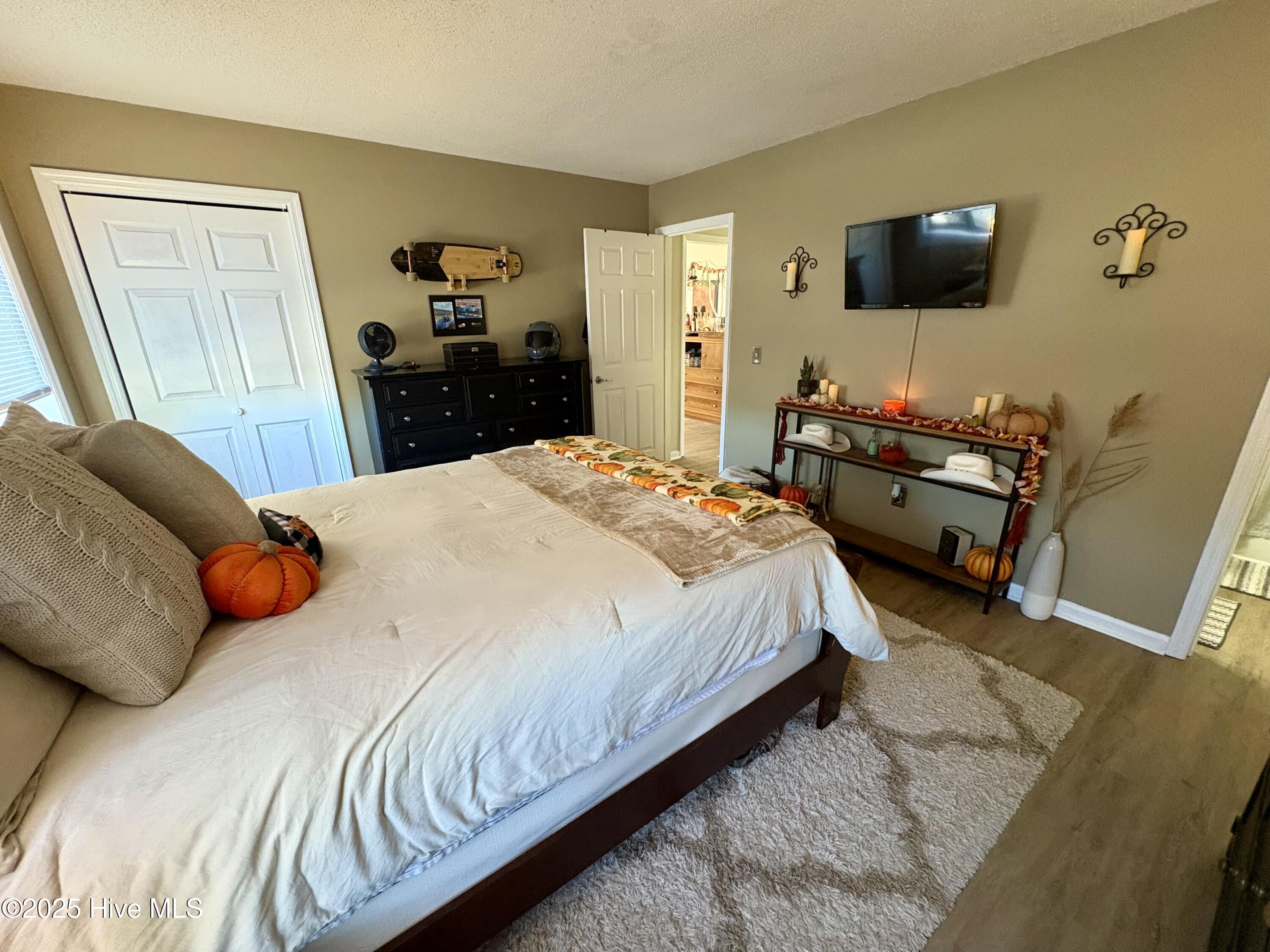 100538040 | Photo 16