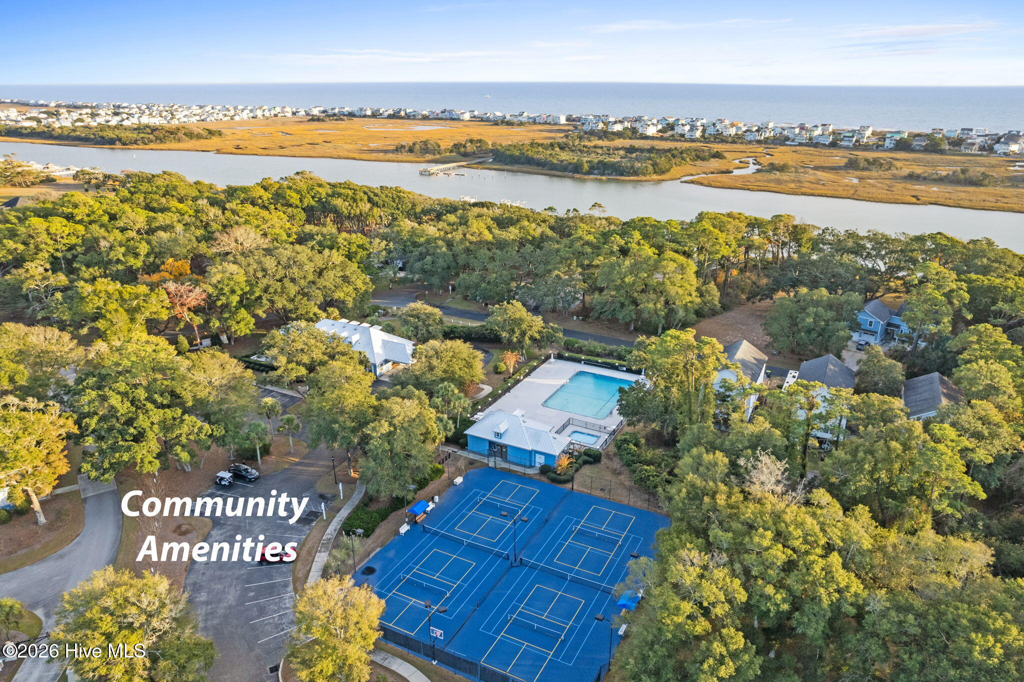 100570519 | Photo 25