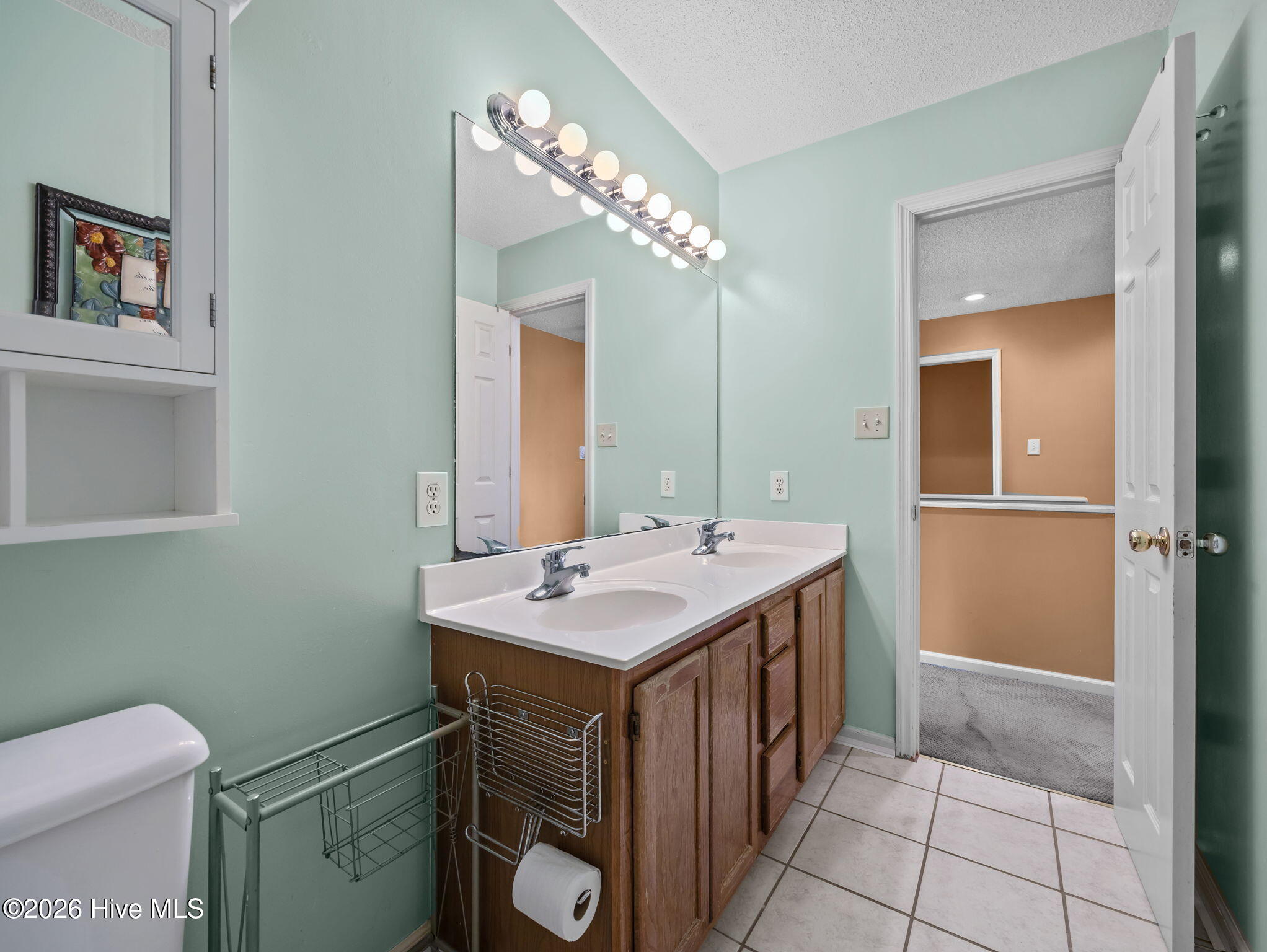 100565135 | Photo 21