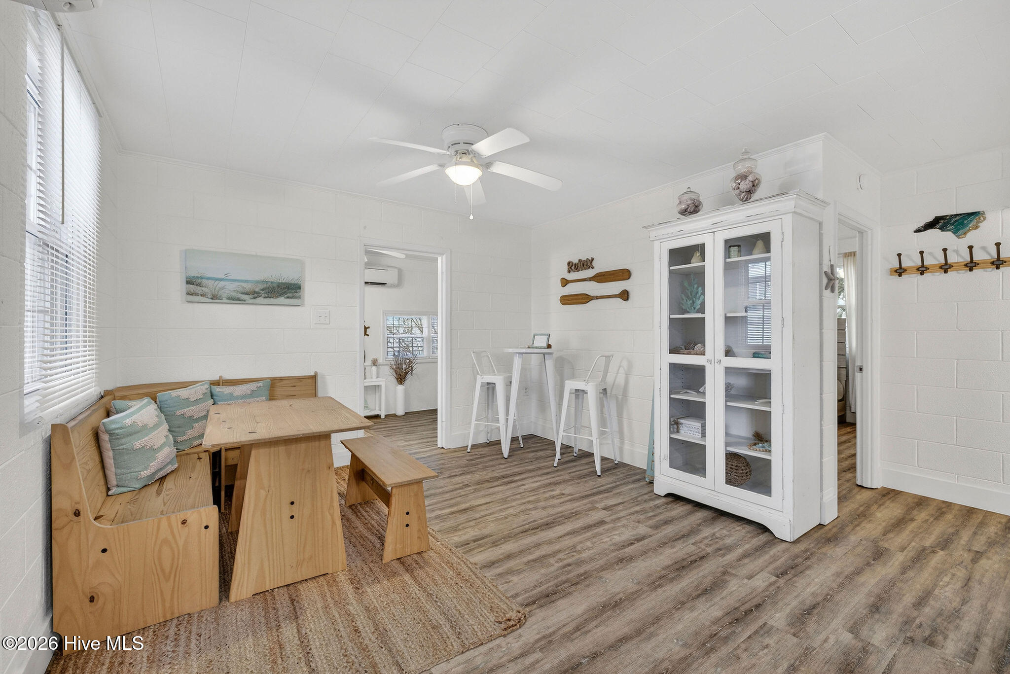 100553200 | Photo 11