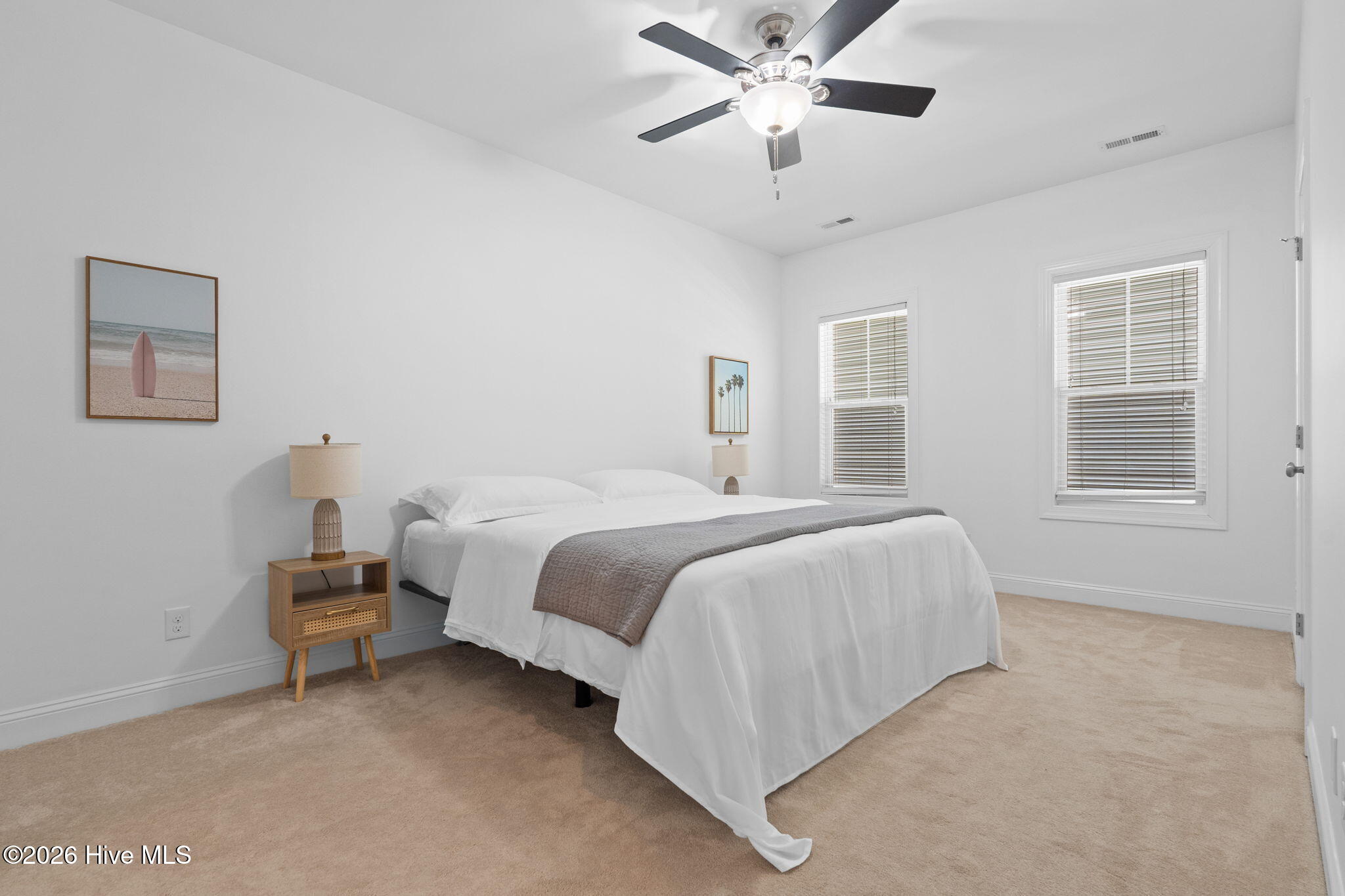 100568462 | Photo 15