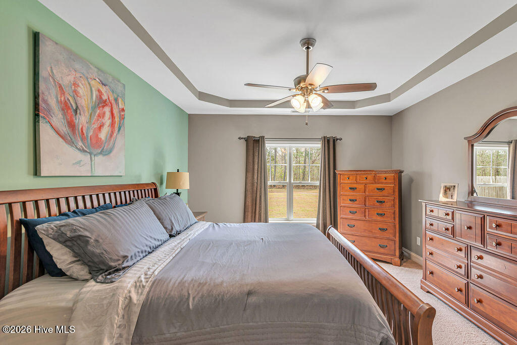 100564004 | Photo 22