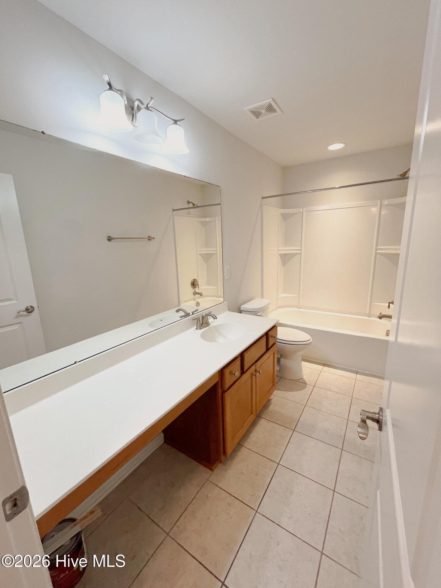 100564936 | Photo 17