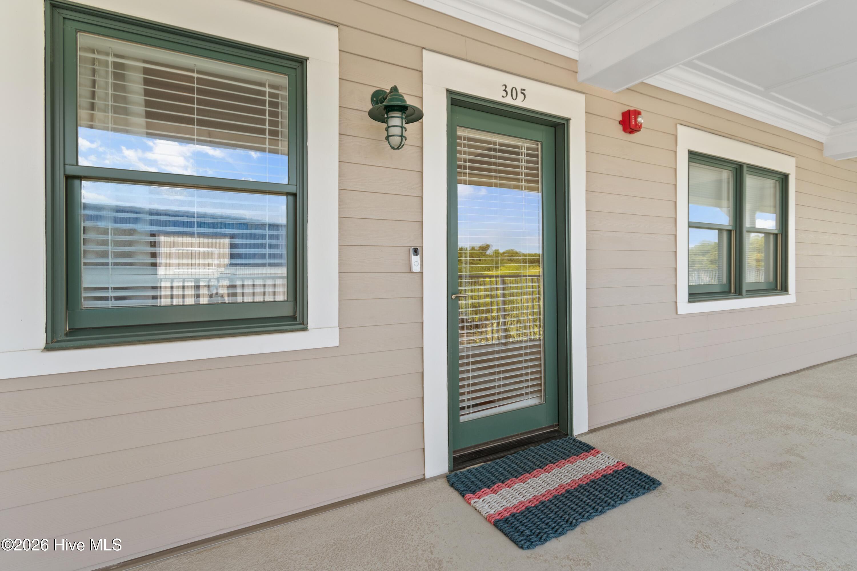 100566175 | Photo 27