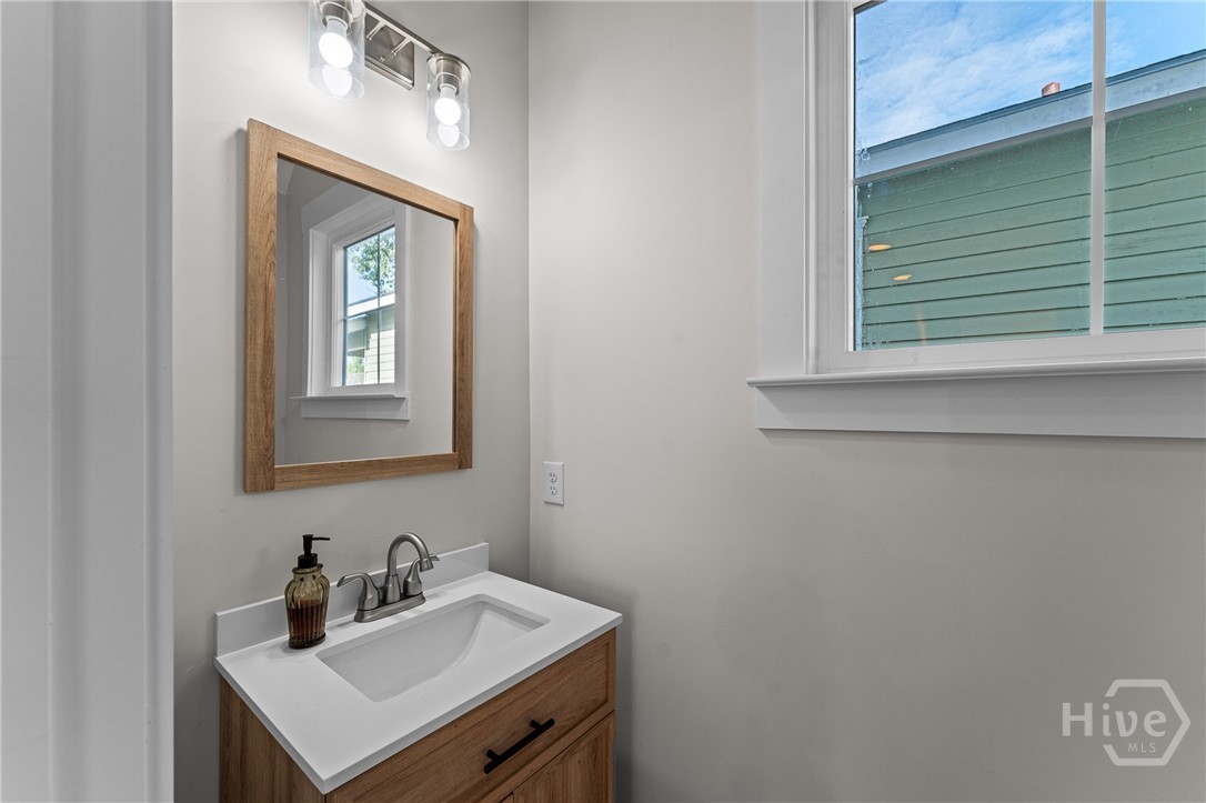 711 E 32ND Street, Savannah, GA 31401 Listing Photo  20